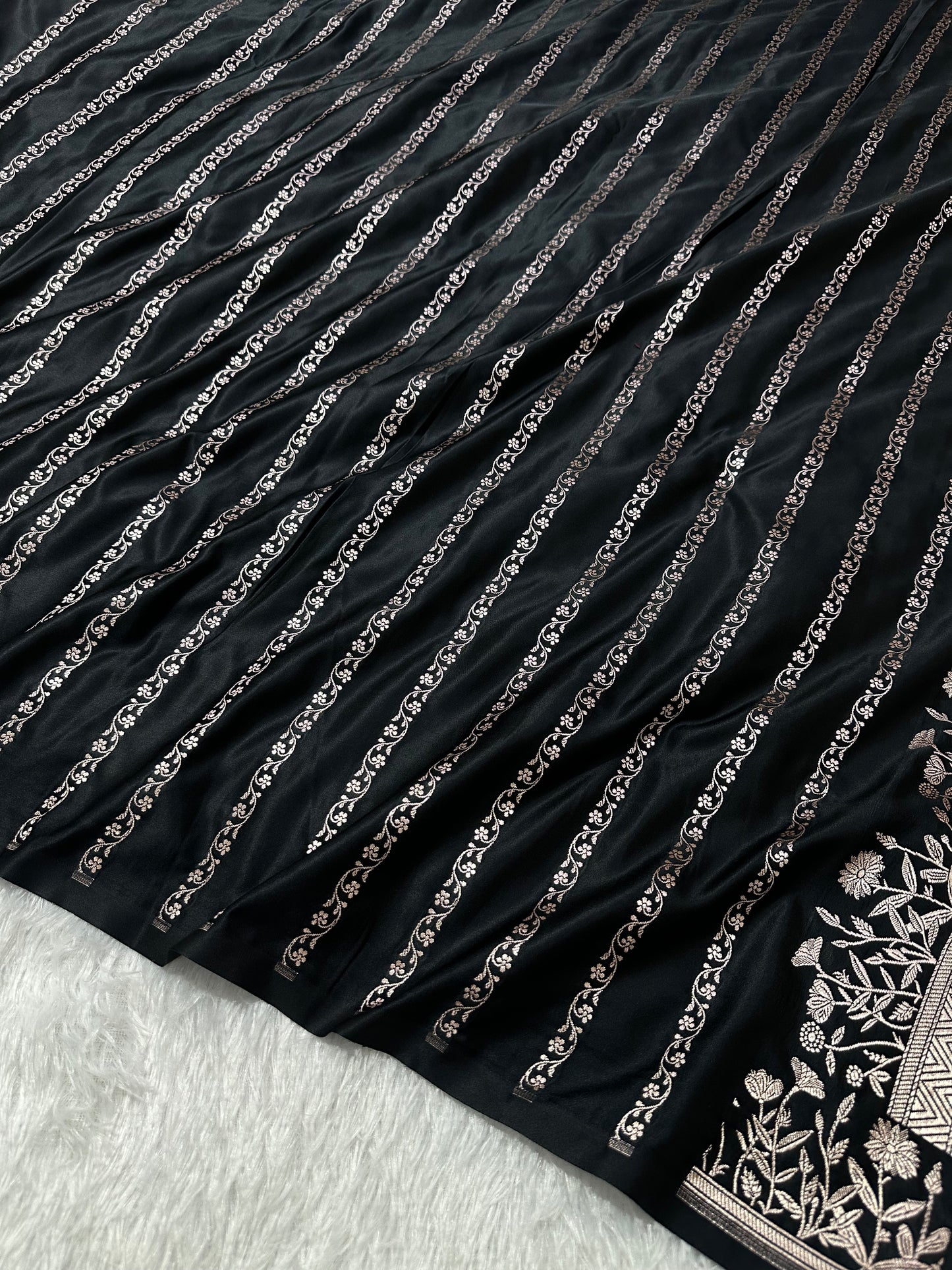 Royal Black Banarasi Saree with Woven Buti