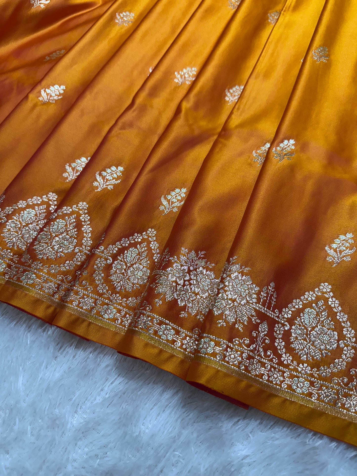 Mustard Yellow Katan Silk Banarasi Saree with Delicate Floral Arch Border and Full-Bloomed Rose Butis