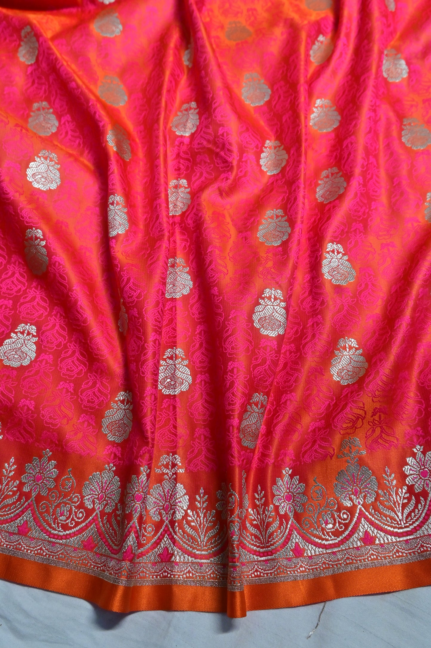 Premium Strawberry Katan Banarasi Silk Saree with Silver Zari Floral Buta – Traditional Wedding & Festive Wear