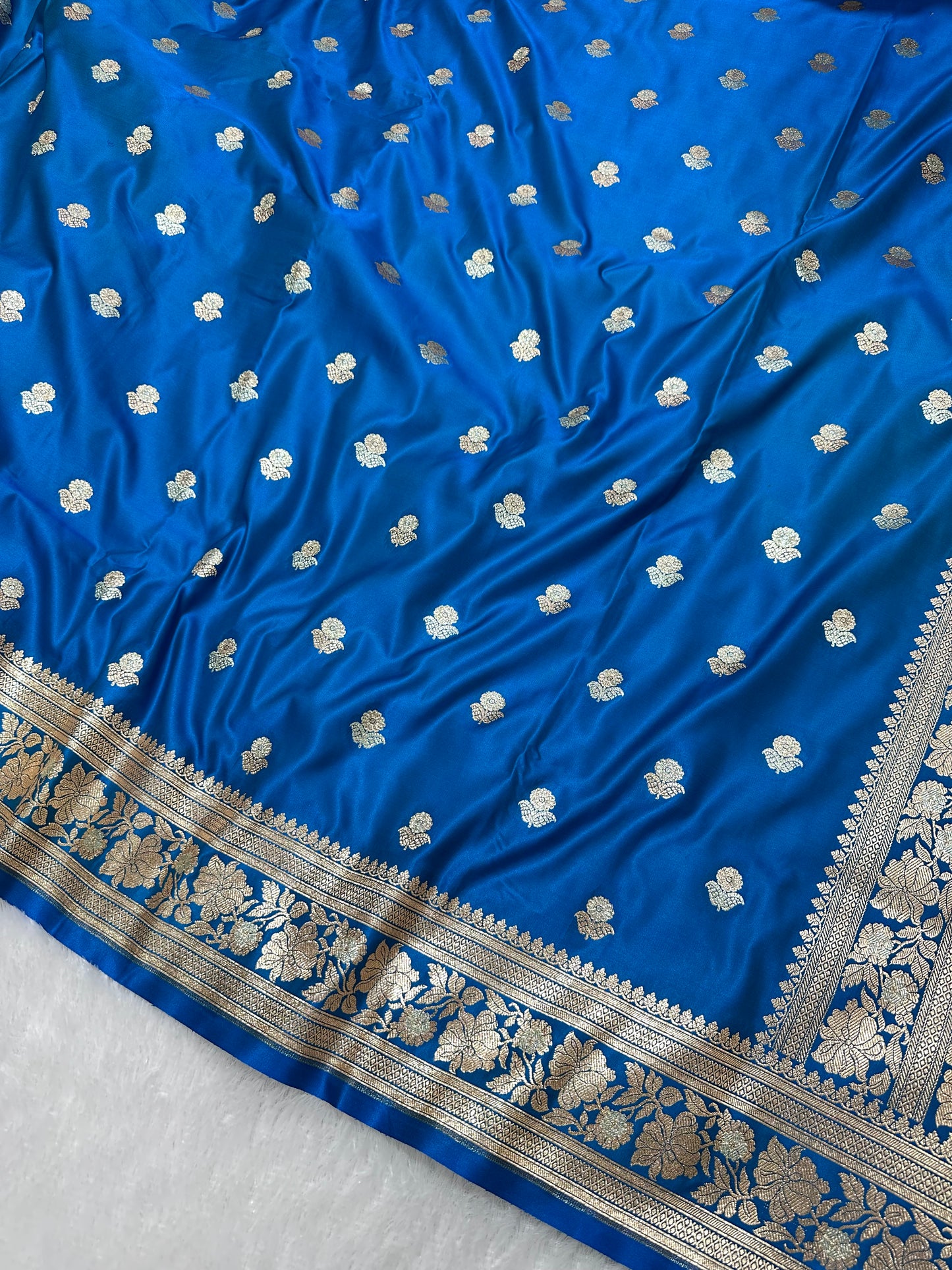 Premium Royal Blue Banarasi Silk Saree With Rich Gold & Silver Double Zari Weaving
