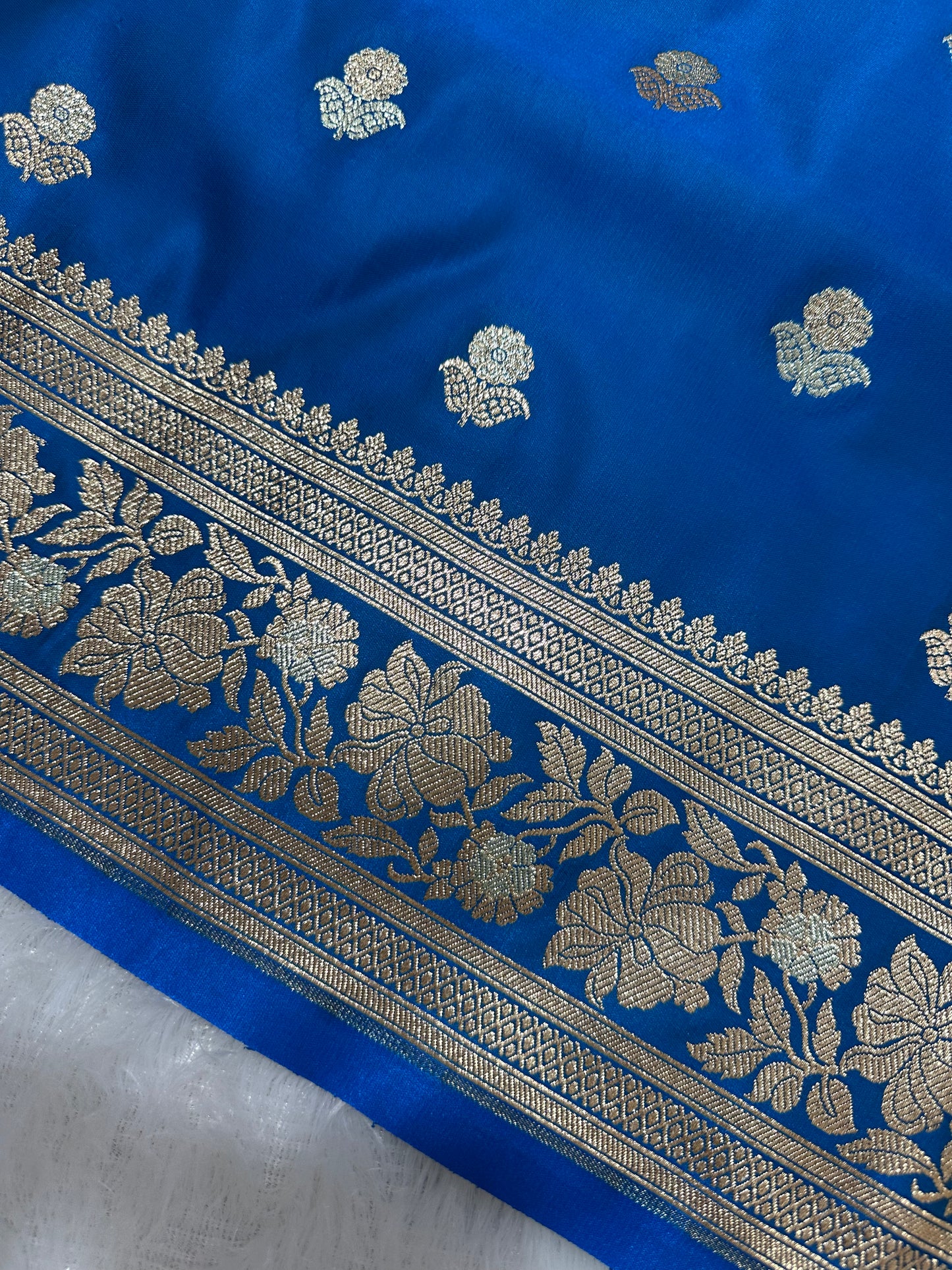 Premium Royal Blue Banarasi Silk Saree With Rich Gold & Silver Double Zari Weaving