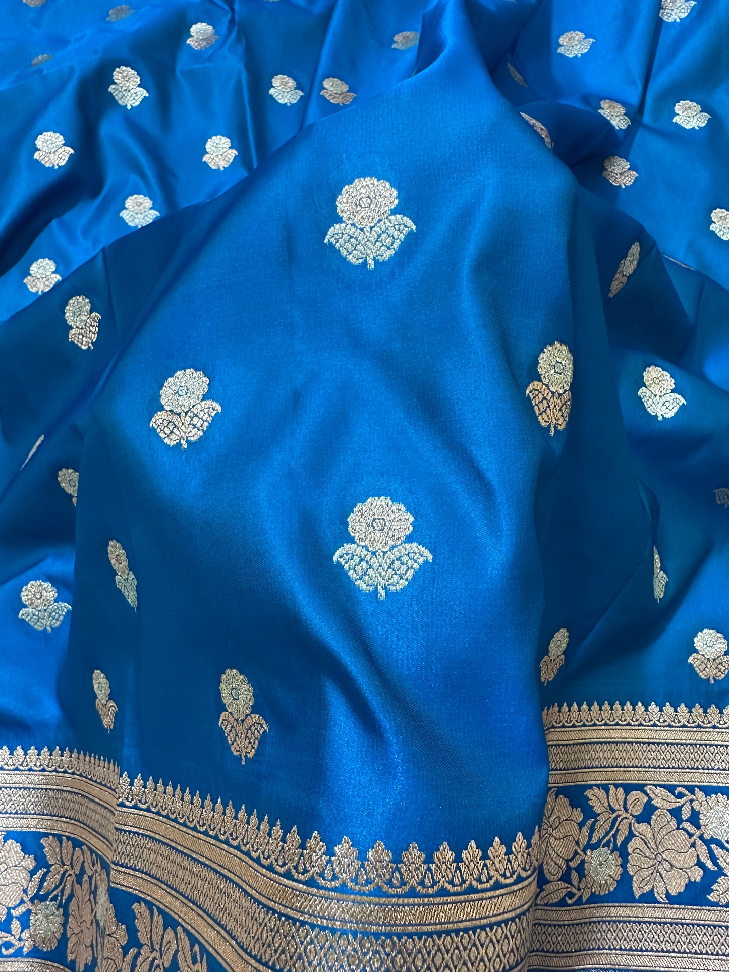 Premium Royal Blue Banarasi Silk Saree With Rich Gold & Silver Double Zari Weaving