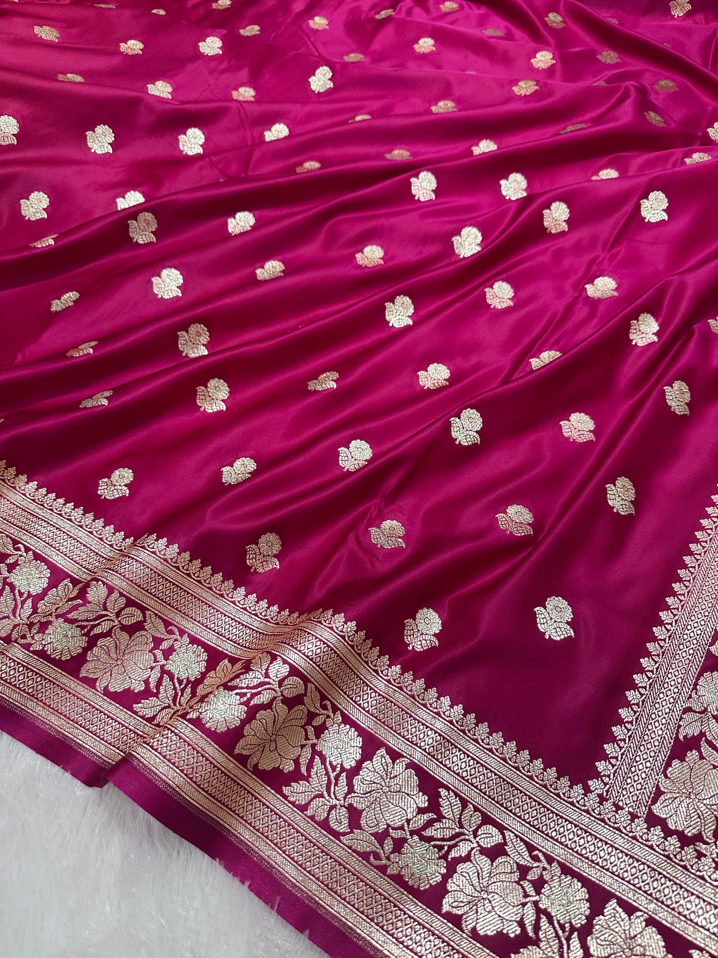 Premium Rani Pink Banarasi Silk Saree With Rich Gold & Silver Double Zari Weaving