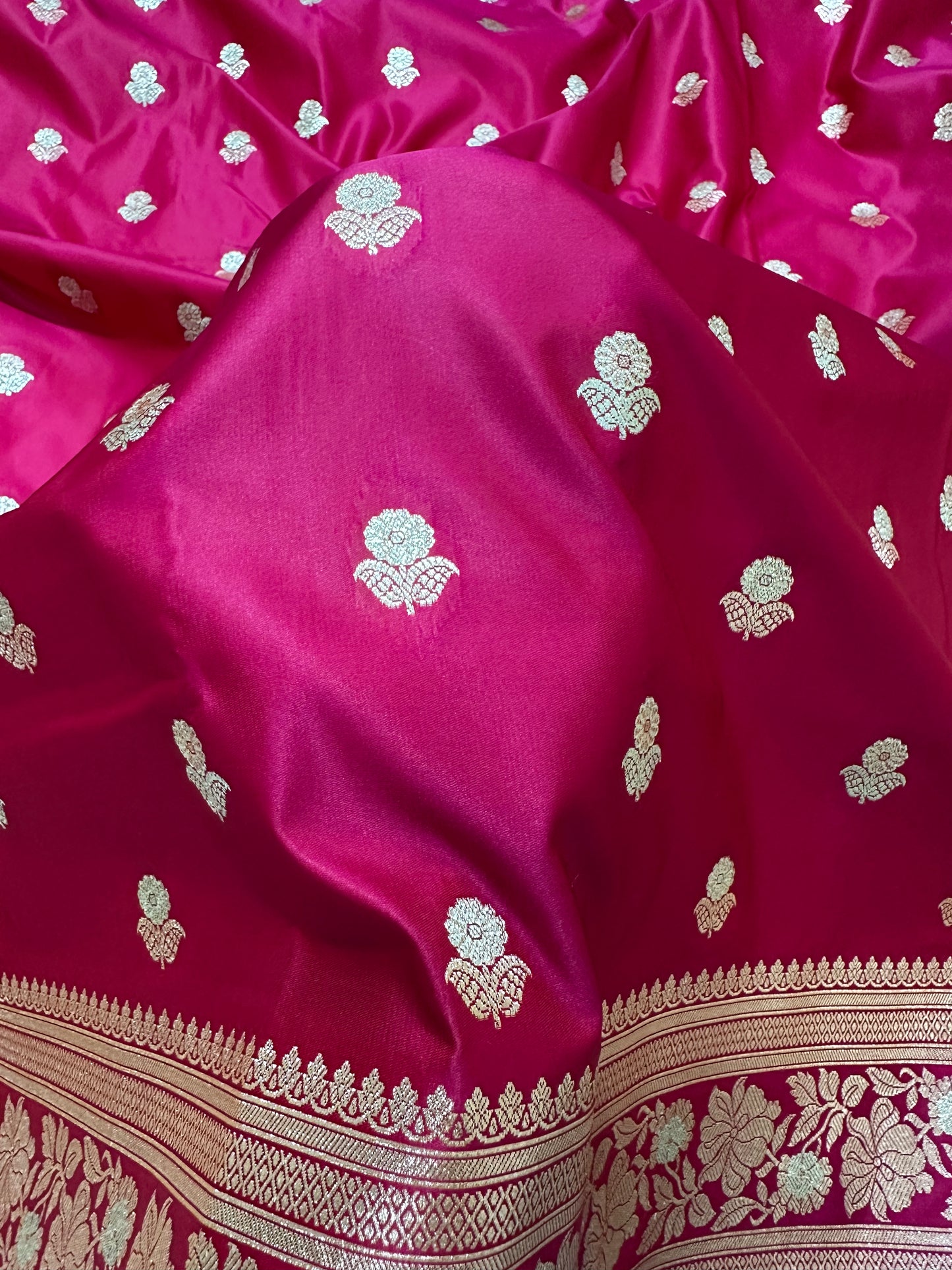 Premium Rani Pink Banarasi Silk Saree With Rich Gold & Silver Double Zari Weaving