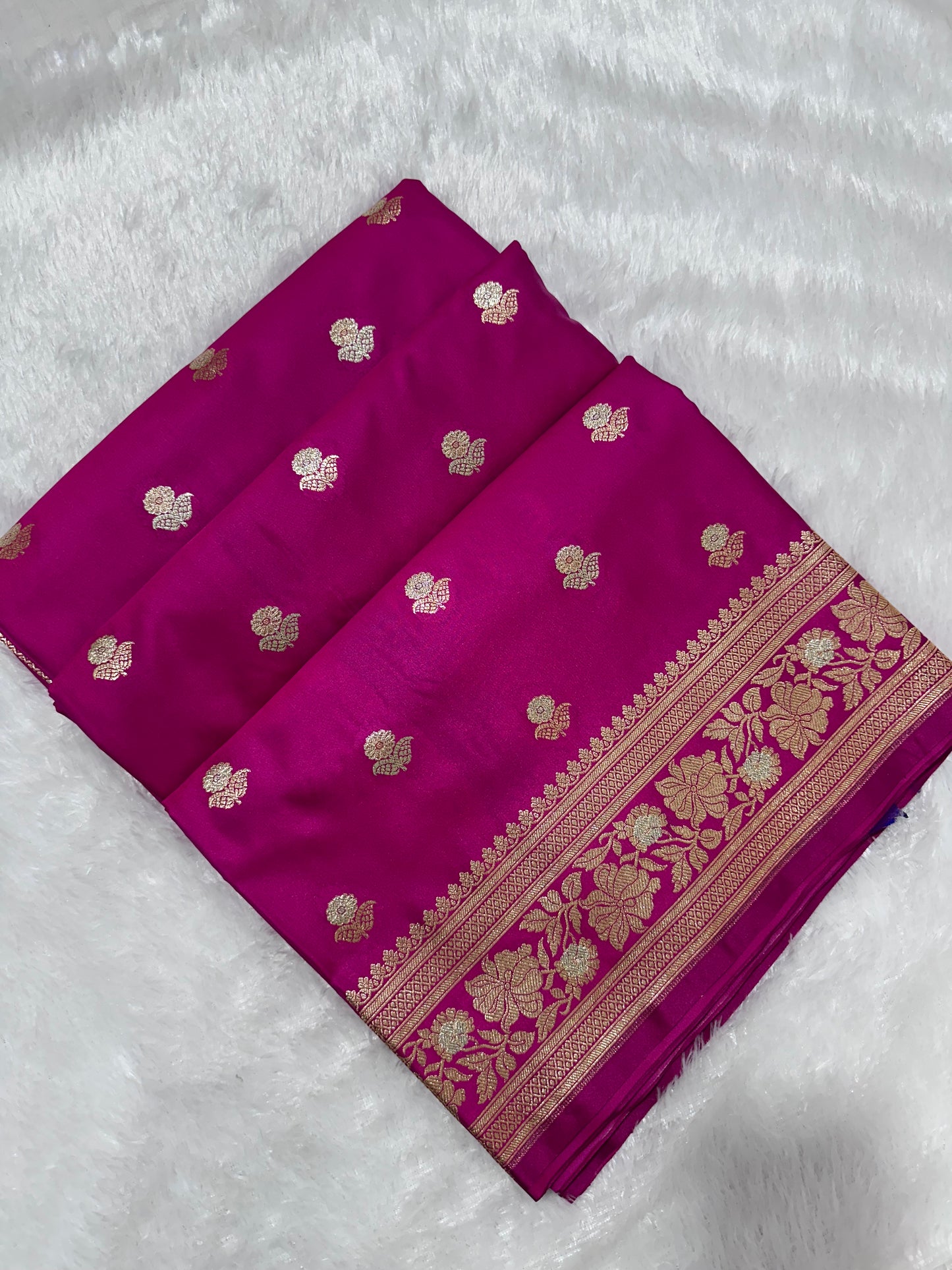 Premium Bright Pink Banarasi Silk Saree With Rich Gold & Silver Double Zari Weaving