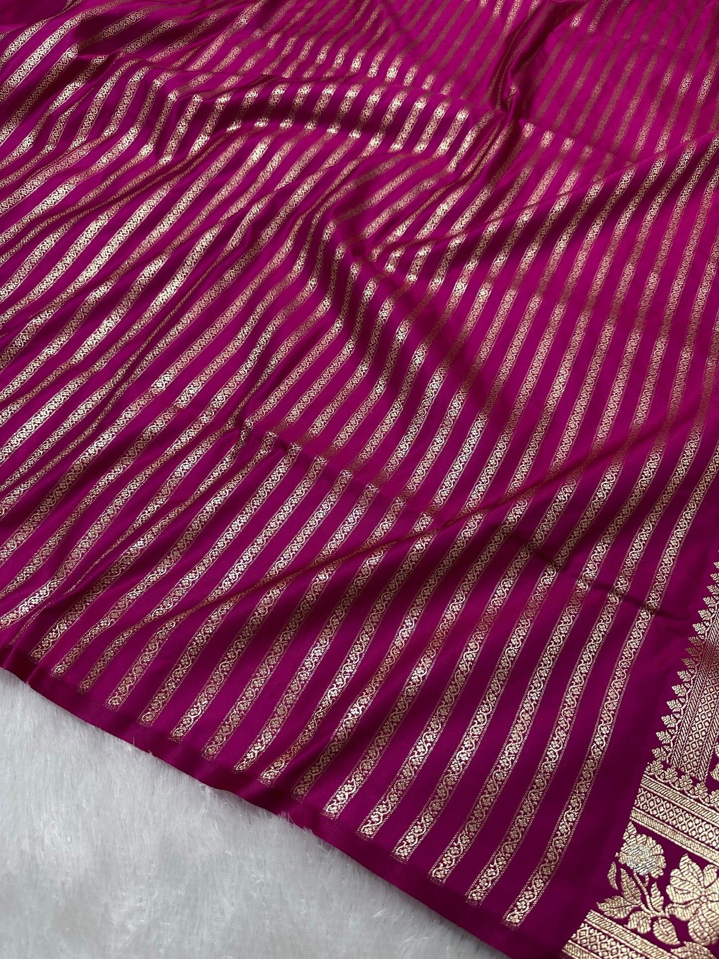 Premium Bright Pink Banarasi Silk Saree With Rich Gold & Silver Double Zari Weaving