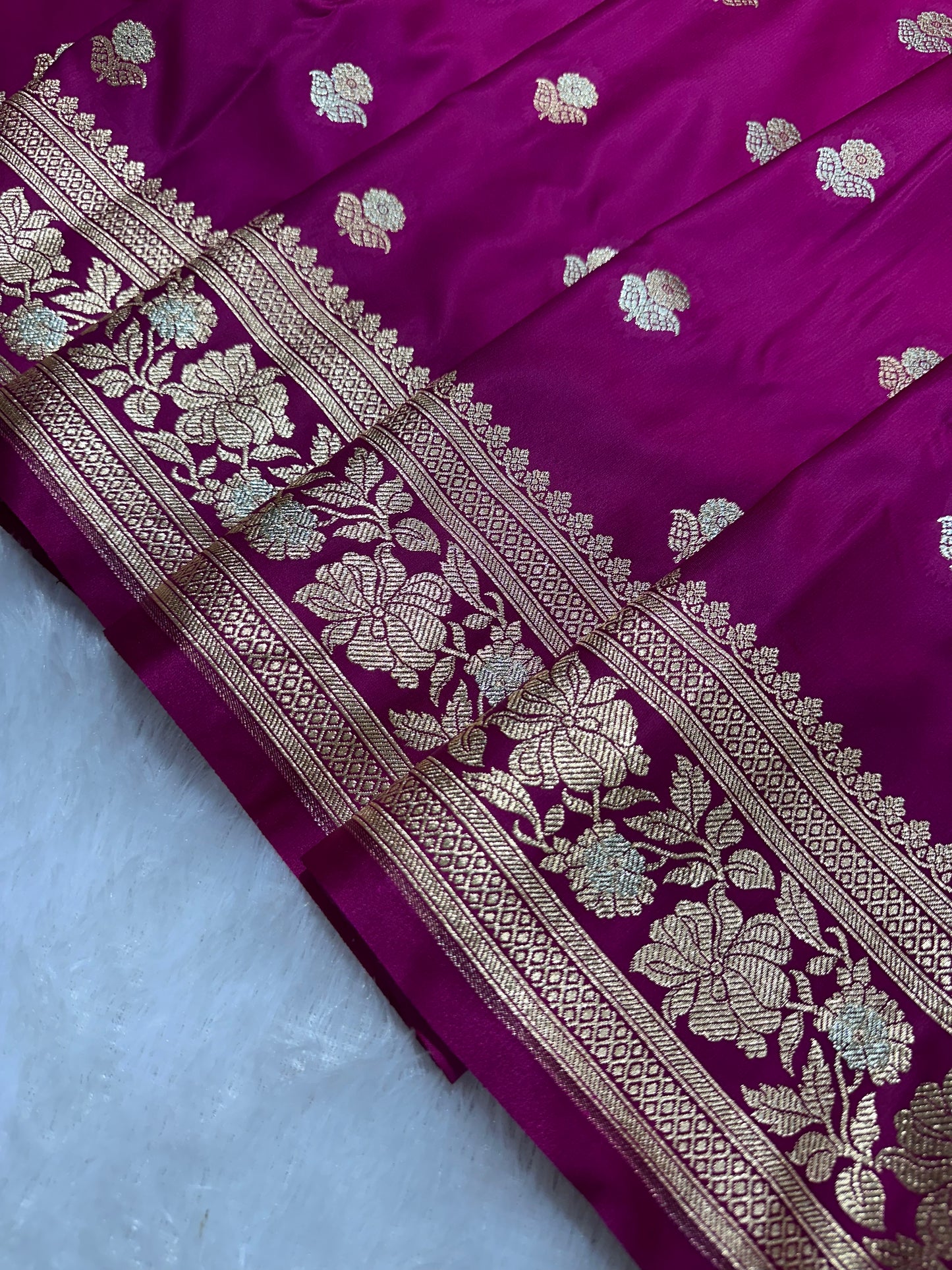 Premium Bright Pink Banarasi Silk Saree With Rich Gold & Silver Double Zari Weaving