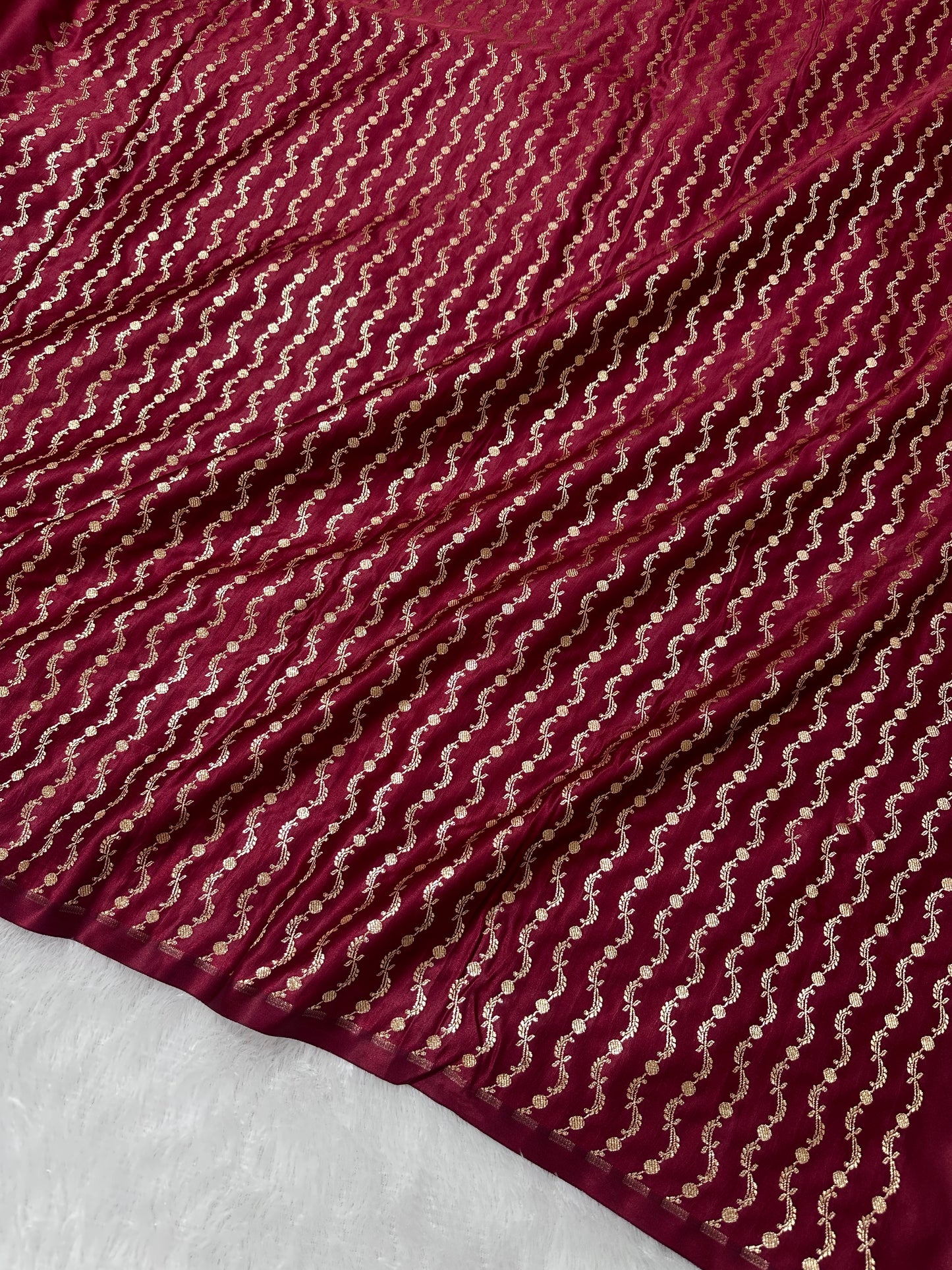 Premium Dark Maroon Banarasi Silk Saree With Rich Gold & Silver Double Zari Weaving