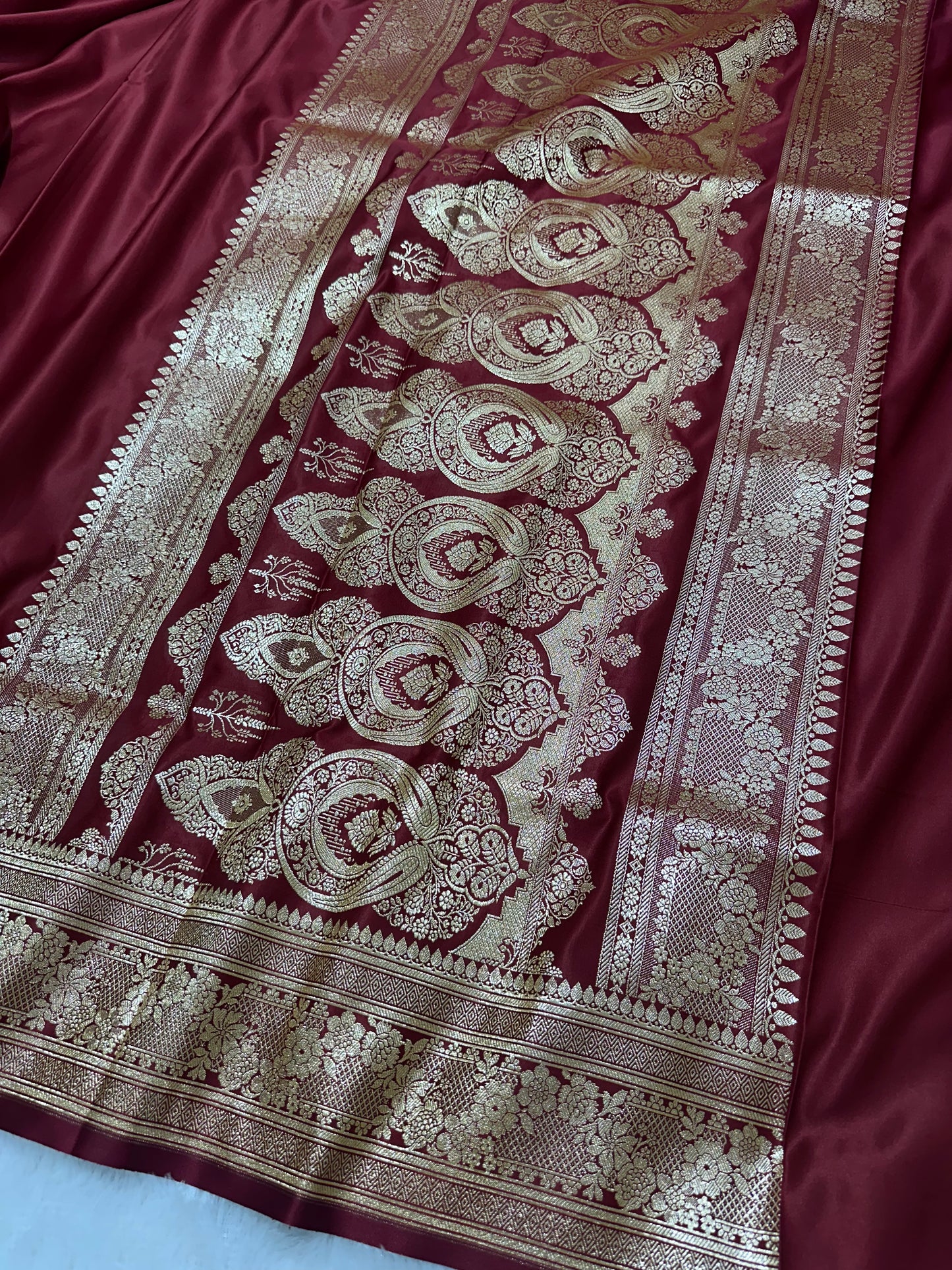 Luxury Burgundy Plain Silk Saree With Rich Banarasi Border
