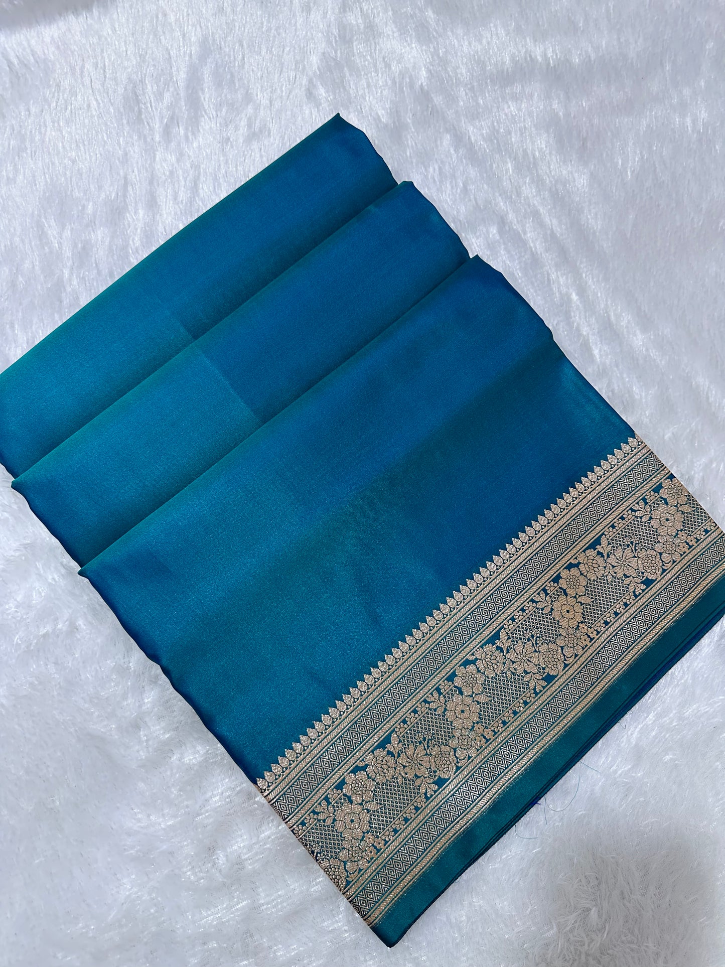Luxury Peacock Blue Plain Silk Saree With Rich Banarasi Border