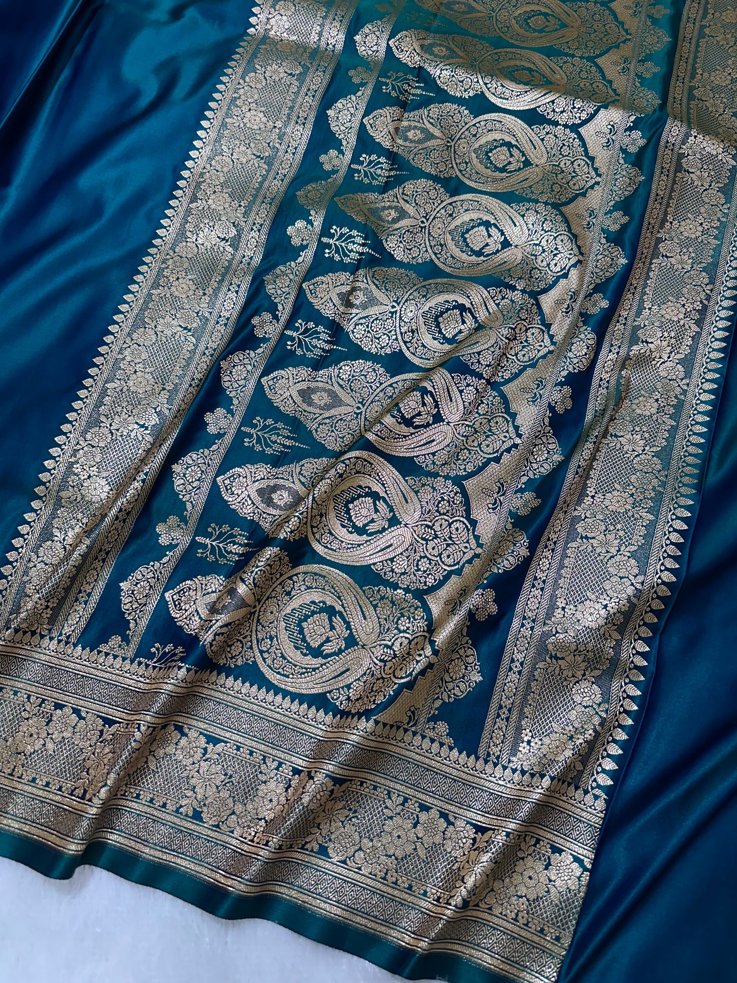 Luxury Peacock Blue Plain Silk Saree With Rich Banarasi Border