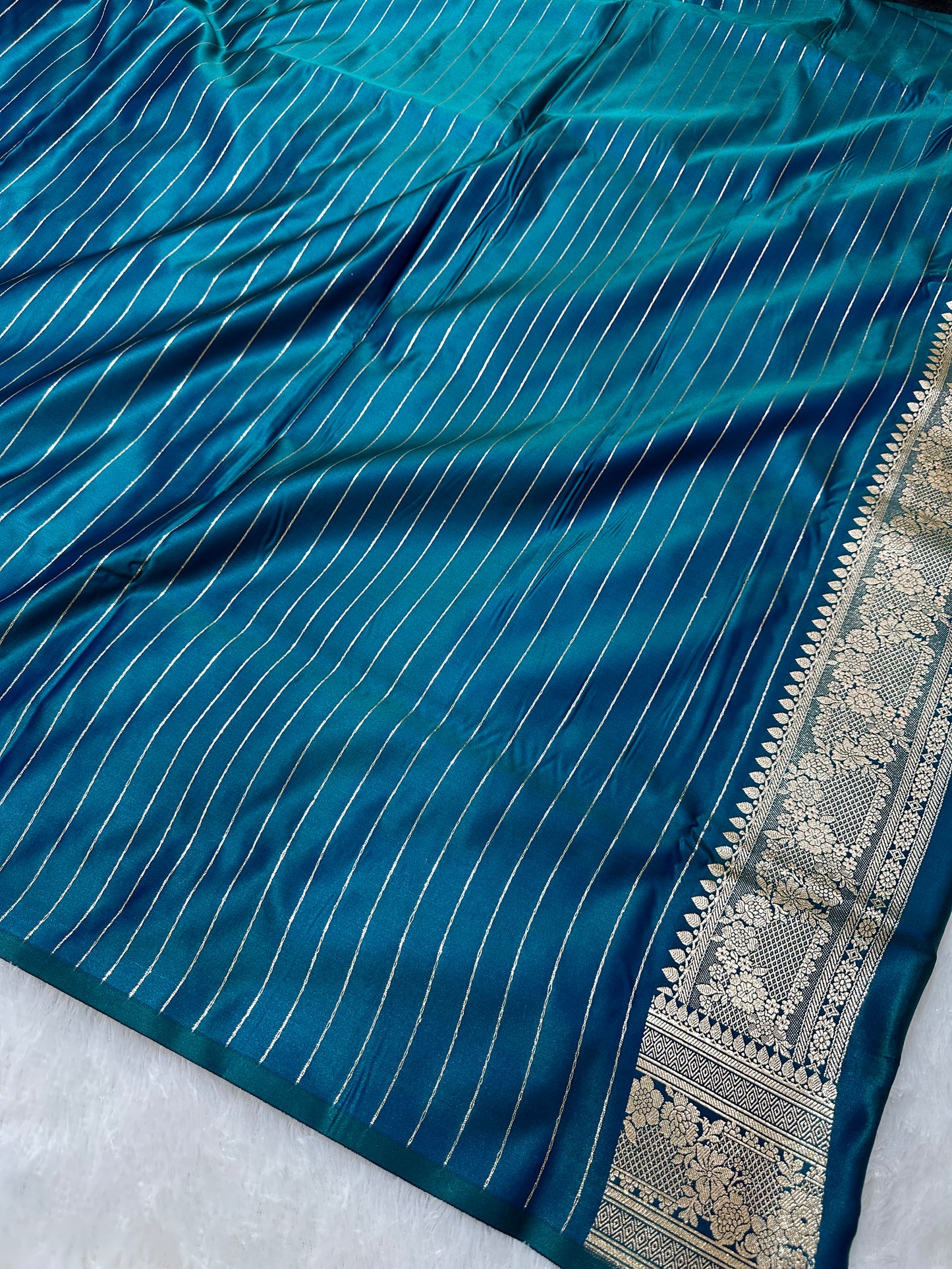 Luxury Peacock Blue Plain Silk Saree With Rich Banarasi Border