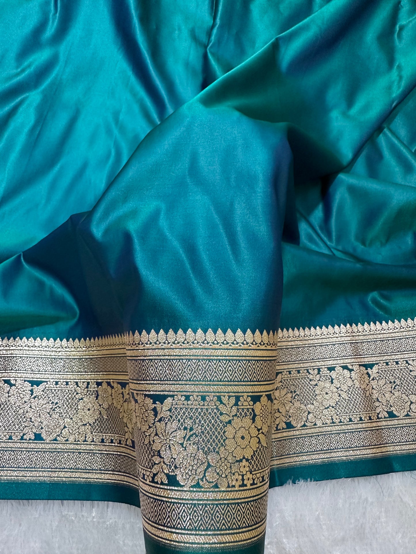 Luxury Peacock Blue Plain Silk Saree With Rich Banarasi Border