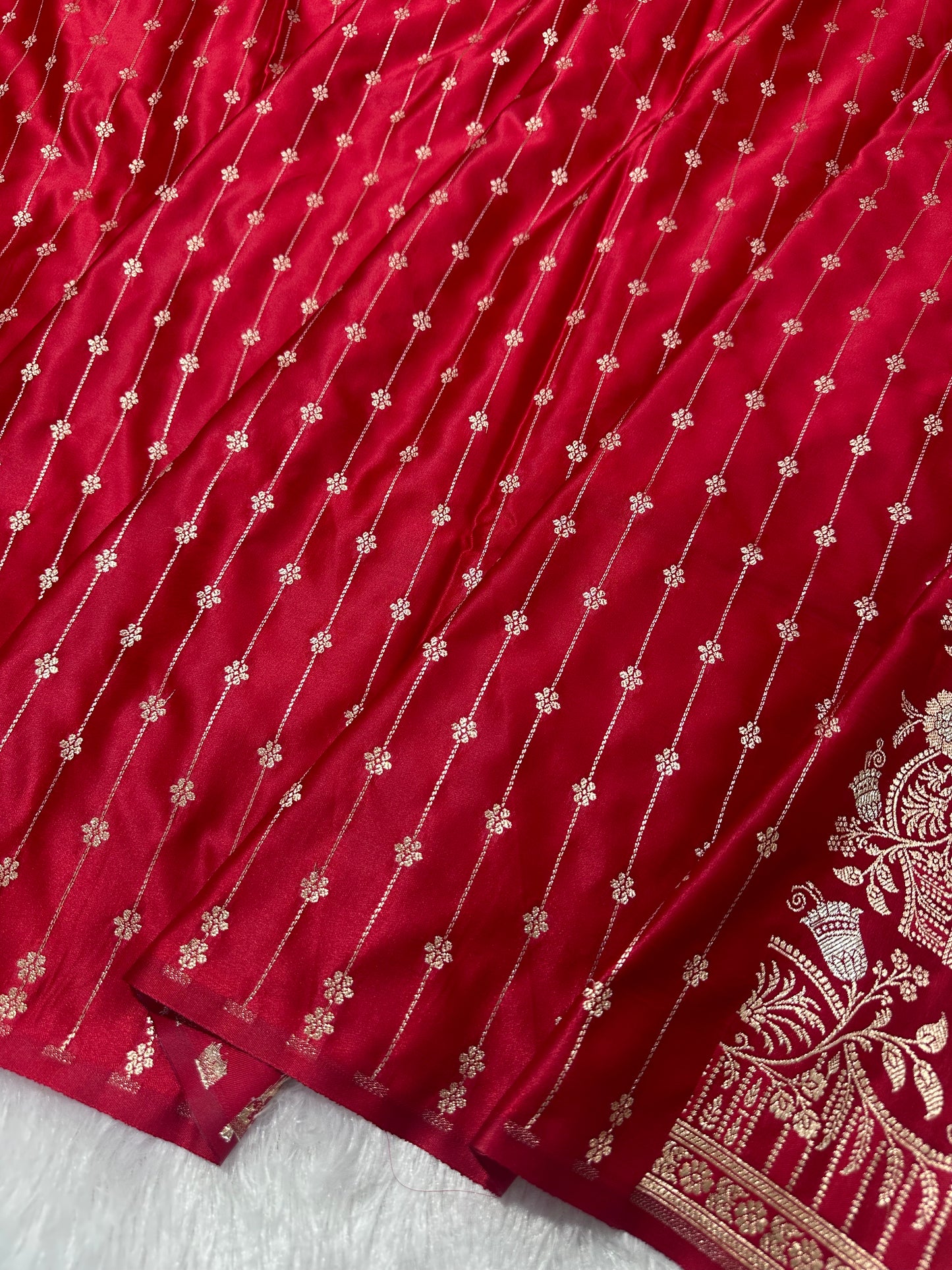 Premium Crimson Red Banarasi Silk Saree With Elegant Double Zari Buti Border