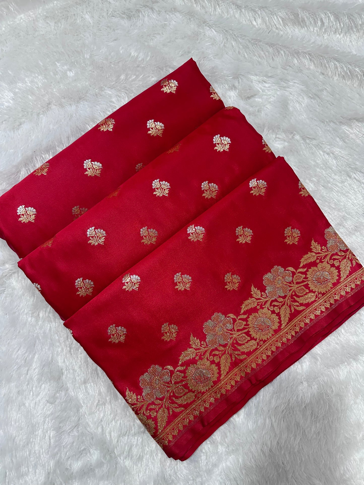 Premium Scarlet Red Banarasi Silk Saree With Elegant Double Zari Buti Border