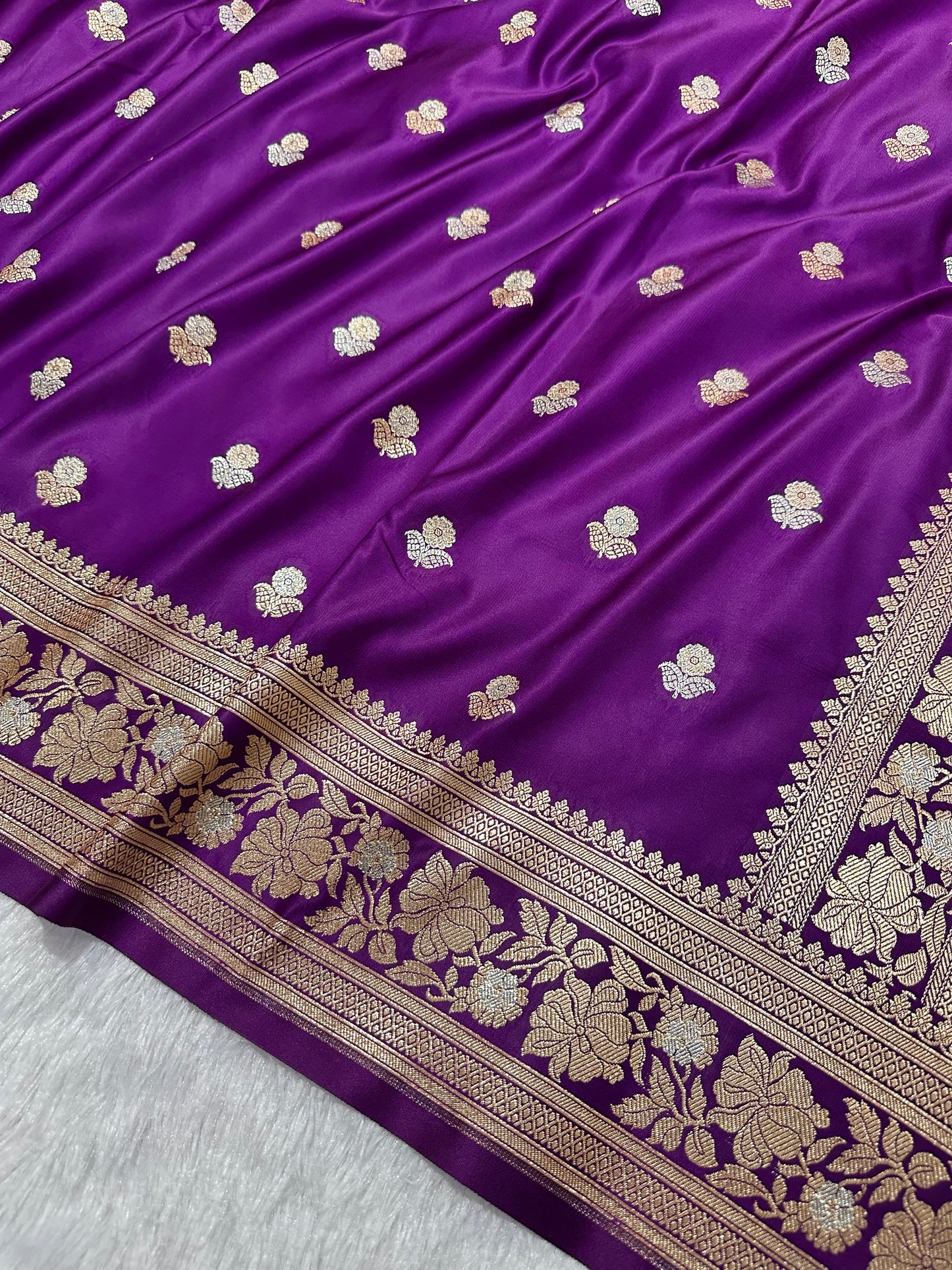 Premium Royal Purple Banarasi Silk Saree With Elegant Double Zari Buti Border&nbsp;