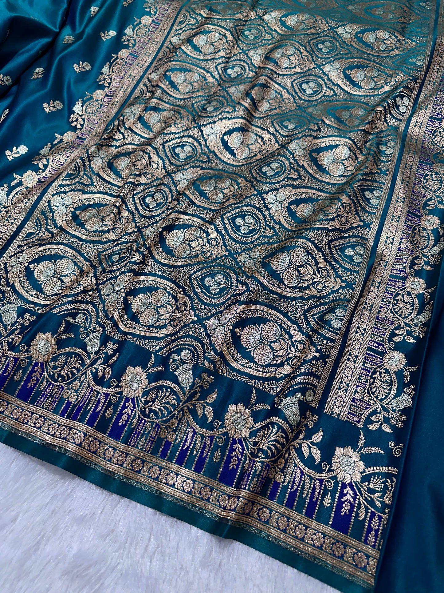 Premium Peacock Blue Silk Saree With Elegant Double Zari Buti Border&nbsp;