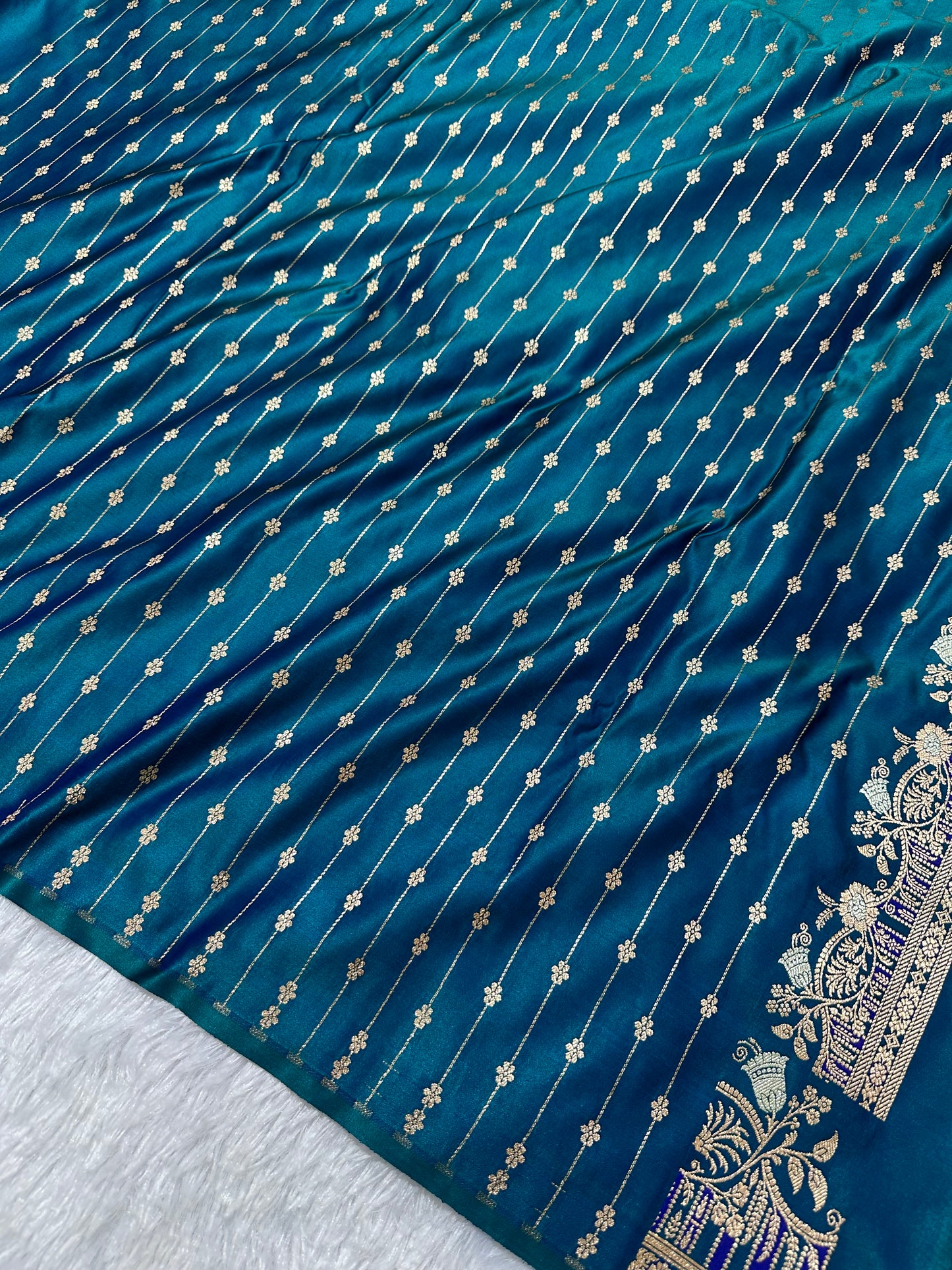 Premium Peacock Blue Silk Saree With Elegant Double Zari Buti Border&nbsp;