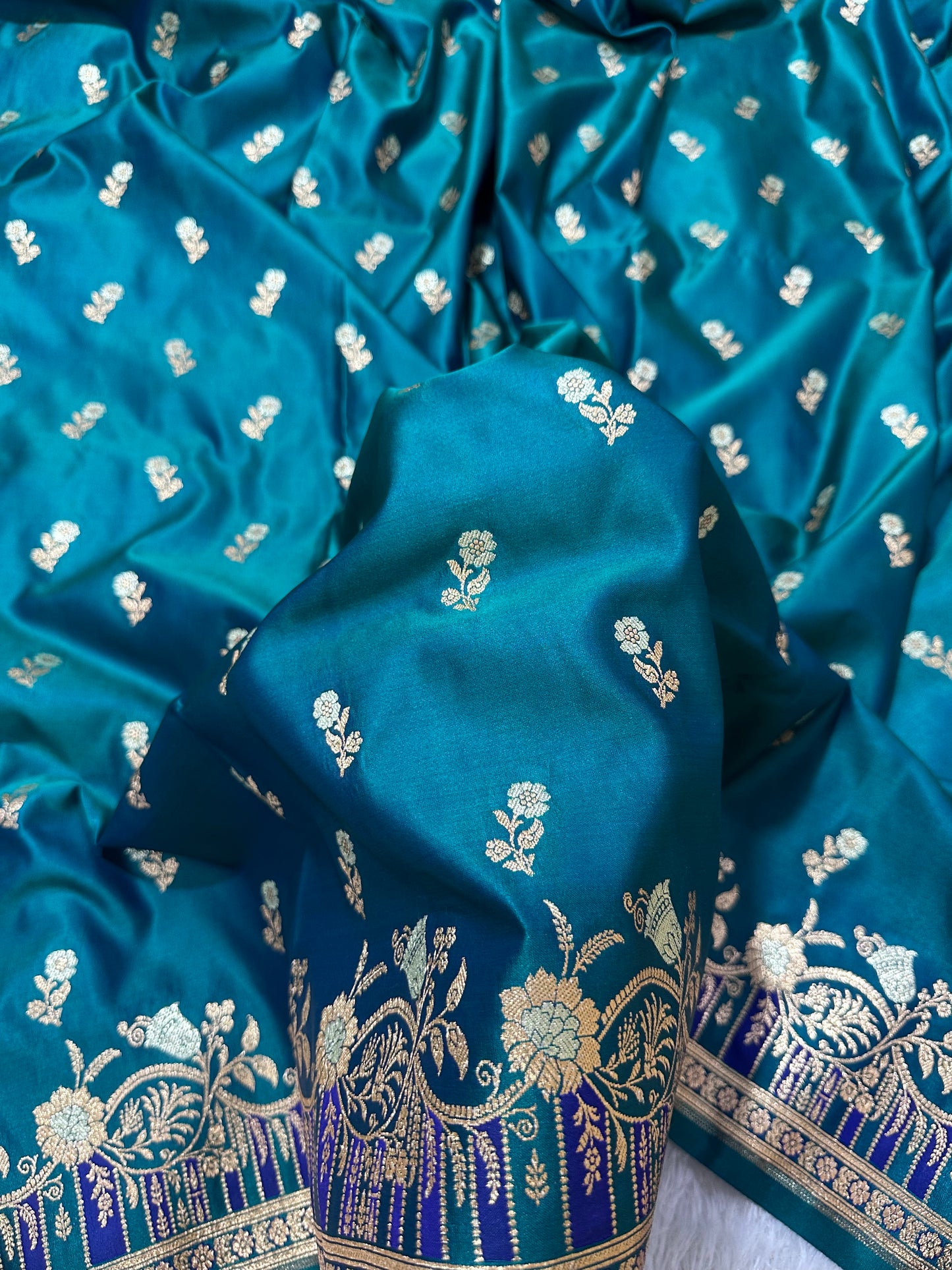 Premium Peacock Blue Silk Saree With Elegant Double Zari Buti Border&nbsp;
