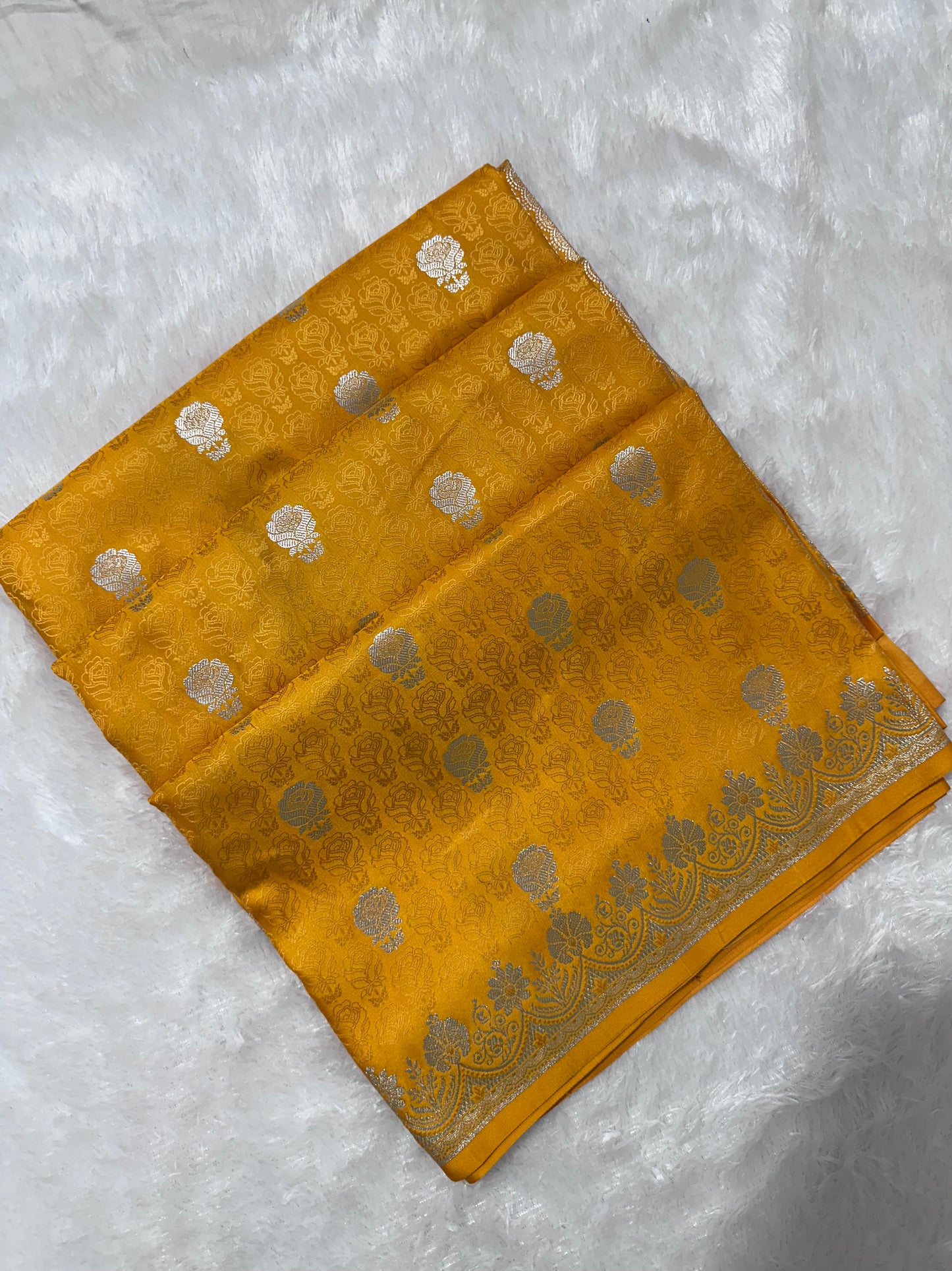 Premium Yellow Katan Banarasi Silk Saree with Silver Zari Floral Buta – Traditional Wedding & Festive Wear
