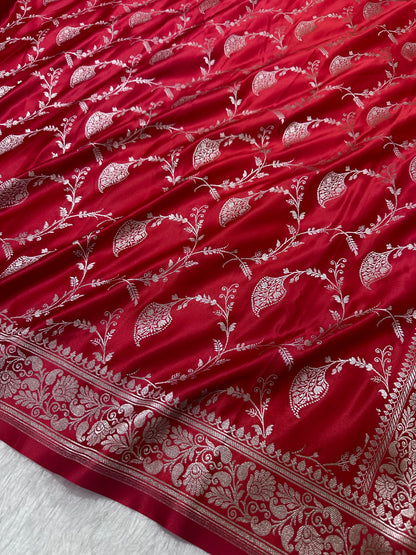 Royal Maharani Red Banarasi Silk Saree