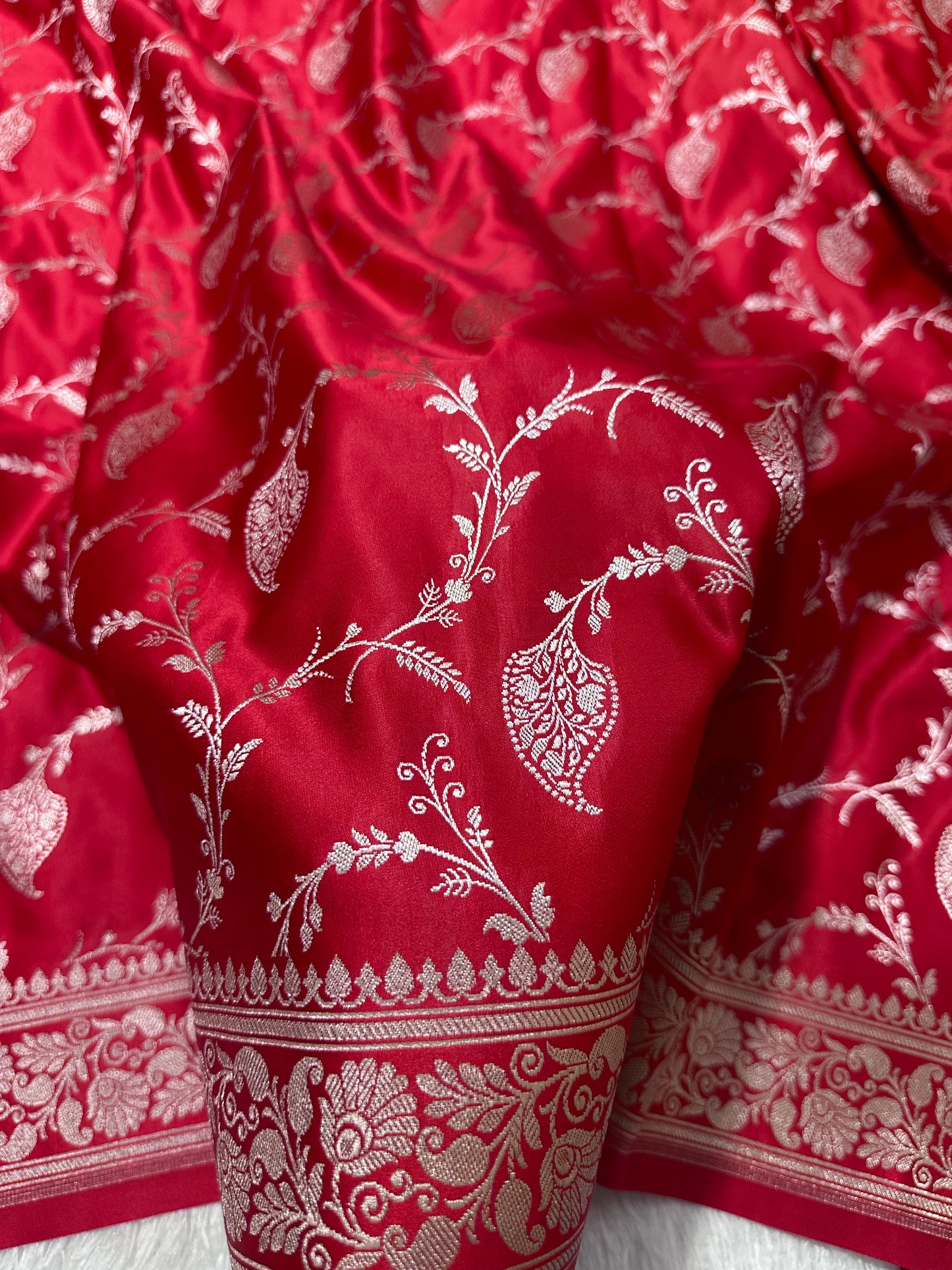 Royal Maharani Red Banarasi Silk Saree