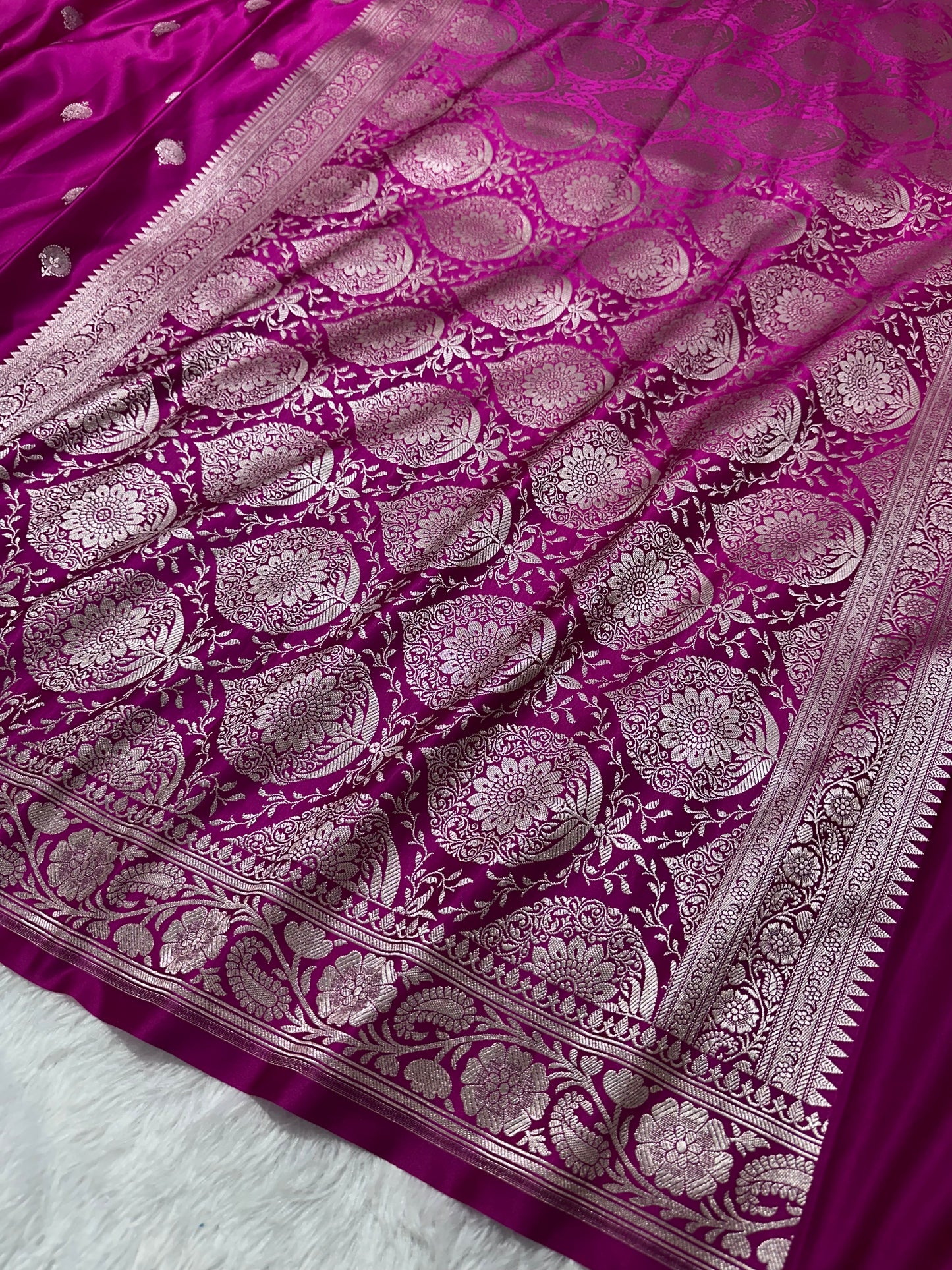 Royal Maharani Pink Banarasi Silk Saree