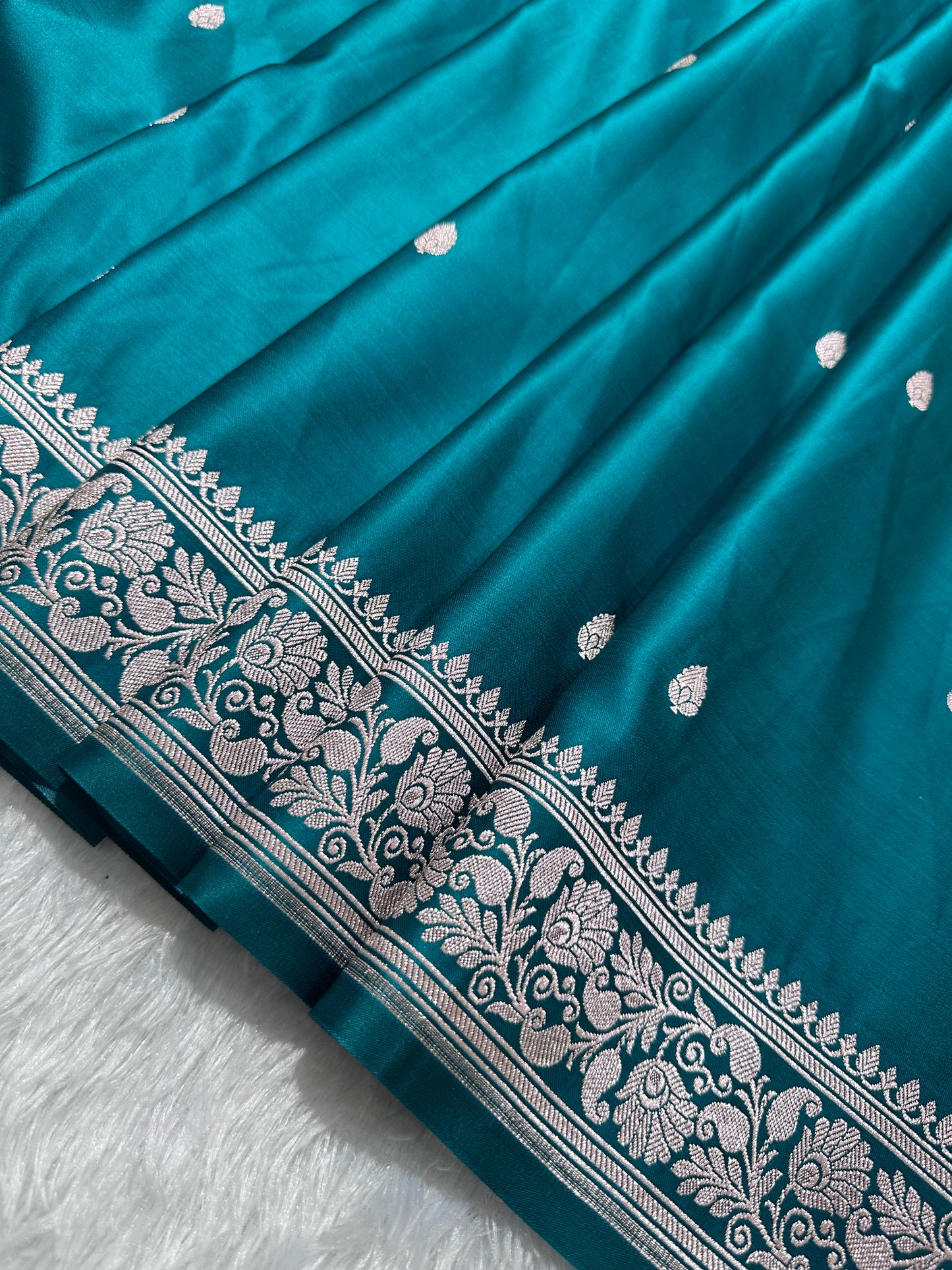 Royal Ocean Teal Banarasi Silk Saree