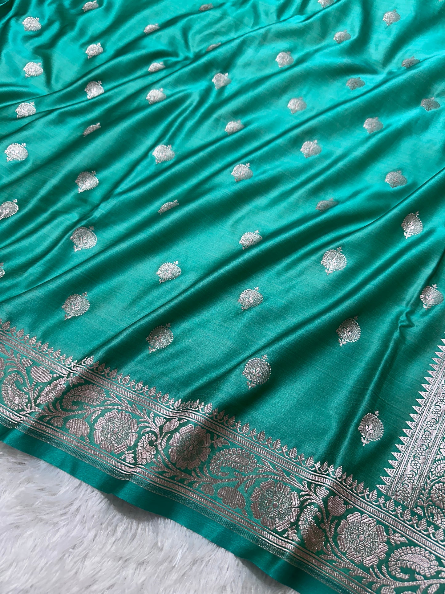 Elegant Sea Green Banarasi Silk Saree