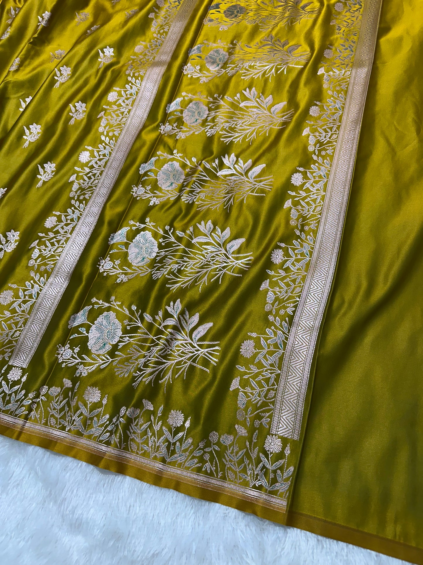 Elegant Mustard Gold Banarasi Silk Saree