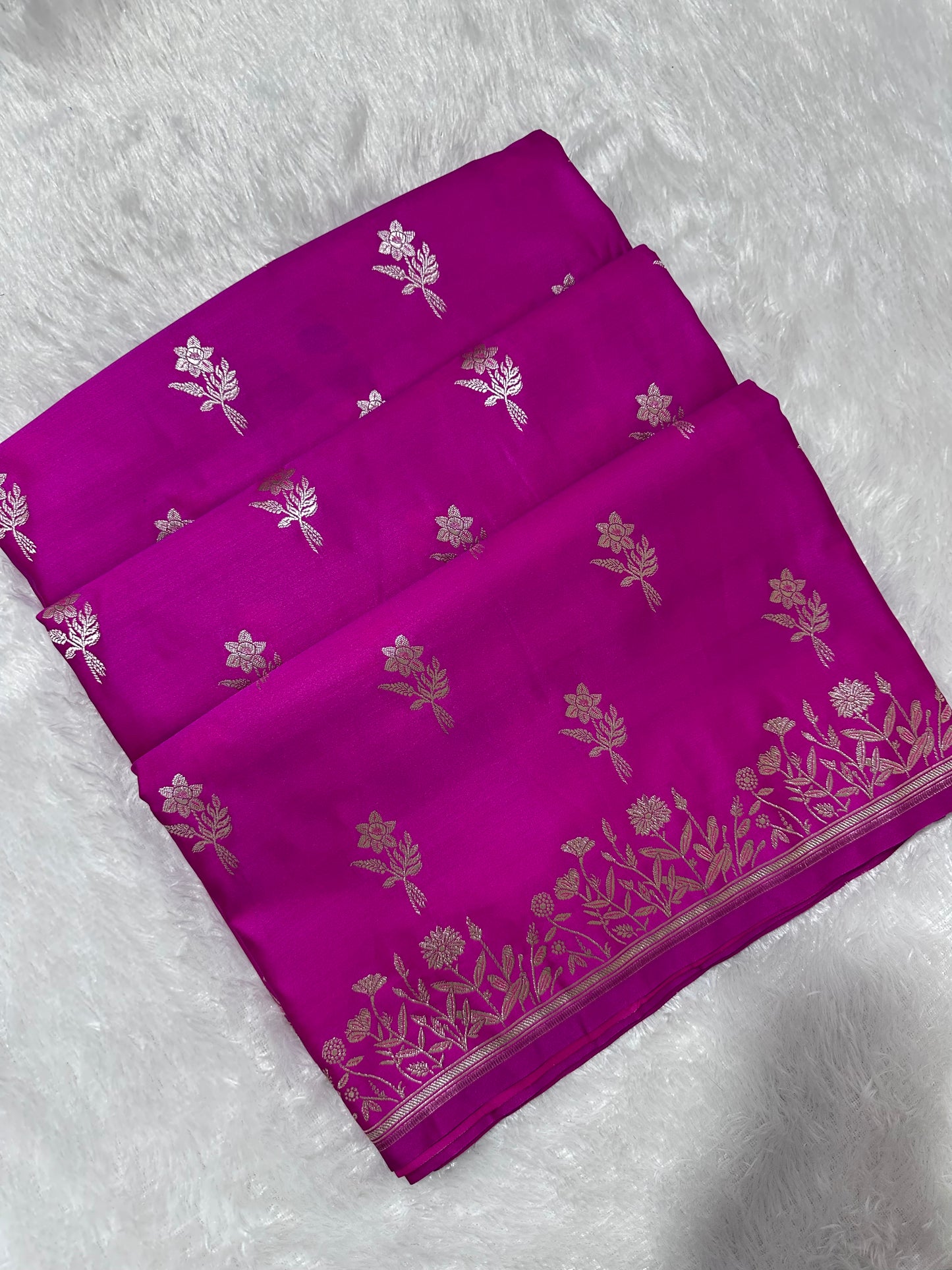 Premium Rani Pink Banarasi Silk Saree With Elegant Double Zari Buti Border&nbsp; (Copy) (Copy)