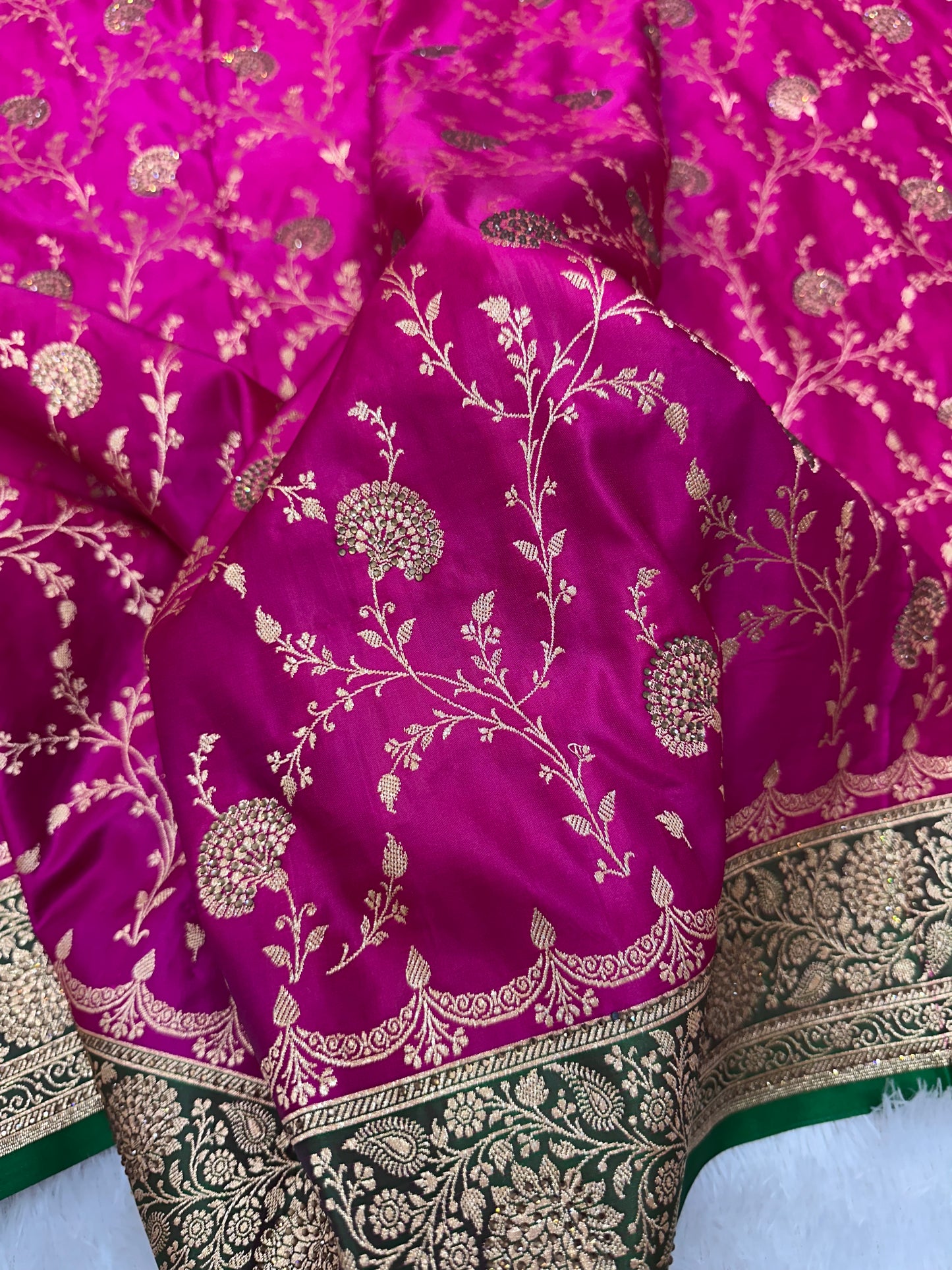 Vibrant Rani Pink and Deep Purple Silk Banarasi Saree with Multi-Color Ganga-Jamuna Border and Copper Zari Floral Jaal