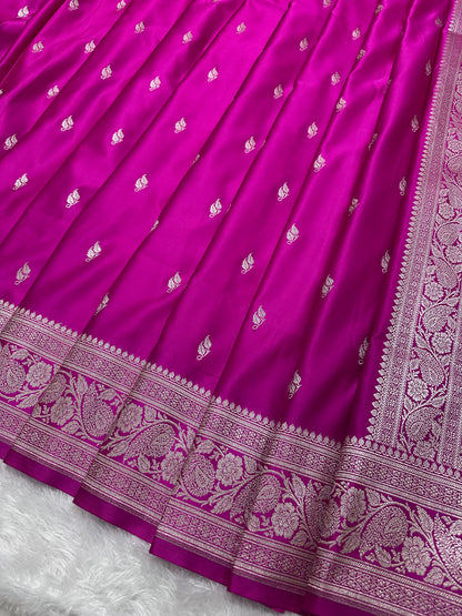Onion Pink Katan Silk Banarasi Saree with Heritage Copper Zari Kalka Bel Border and Sleek Leaf Sprigs