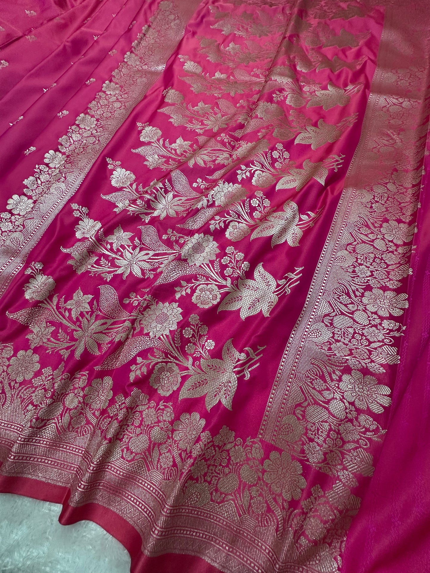 Magenta Pink Katan Silk Banarasi Saree with Fine Antique Copper Zari Arch-Bell Jhallar Border
