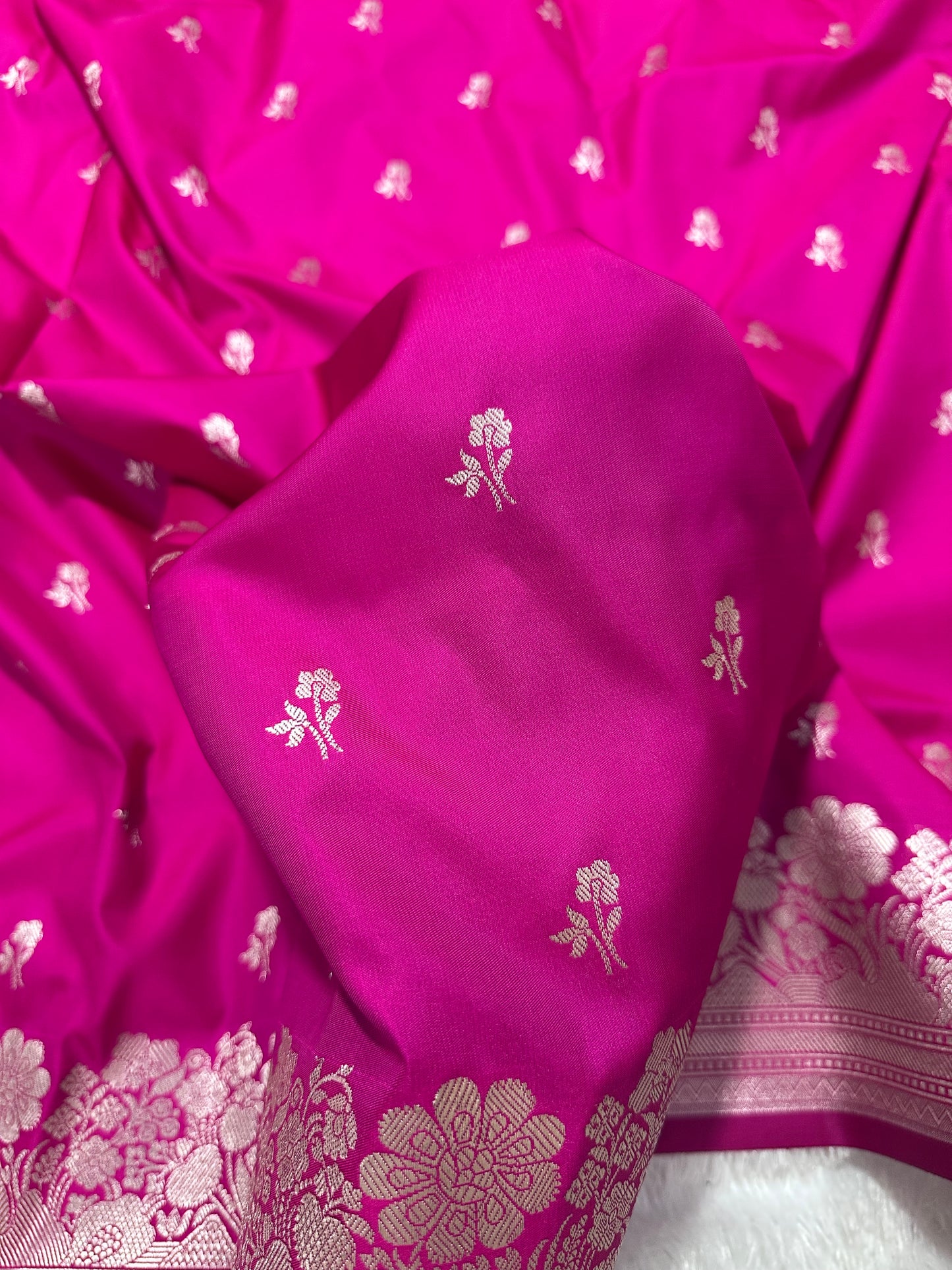 Magenta Pink Katan Silk Banarasi Saree with Fine Antique Copper Zari Arch-Bell Jhallar Border