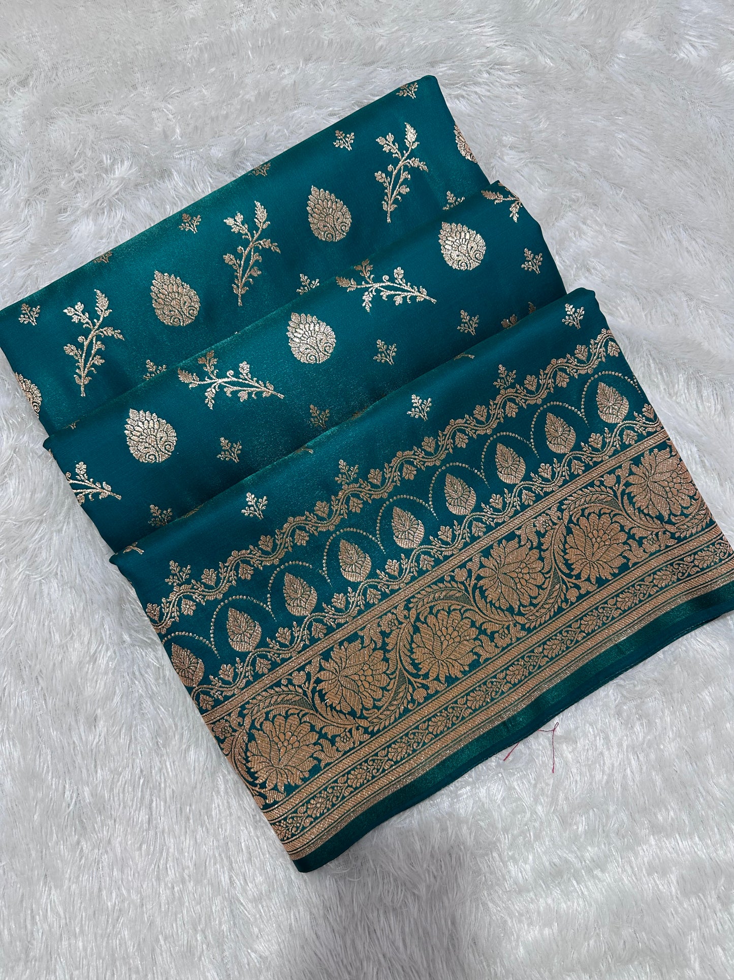 Rama Green Satin Silk Banarasi Saree with Royal Guldasta Chakra Border and Bold Gold Panna Butis (Copy)