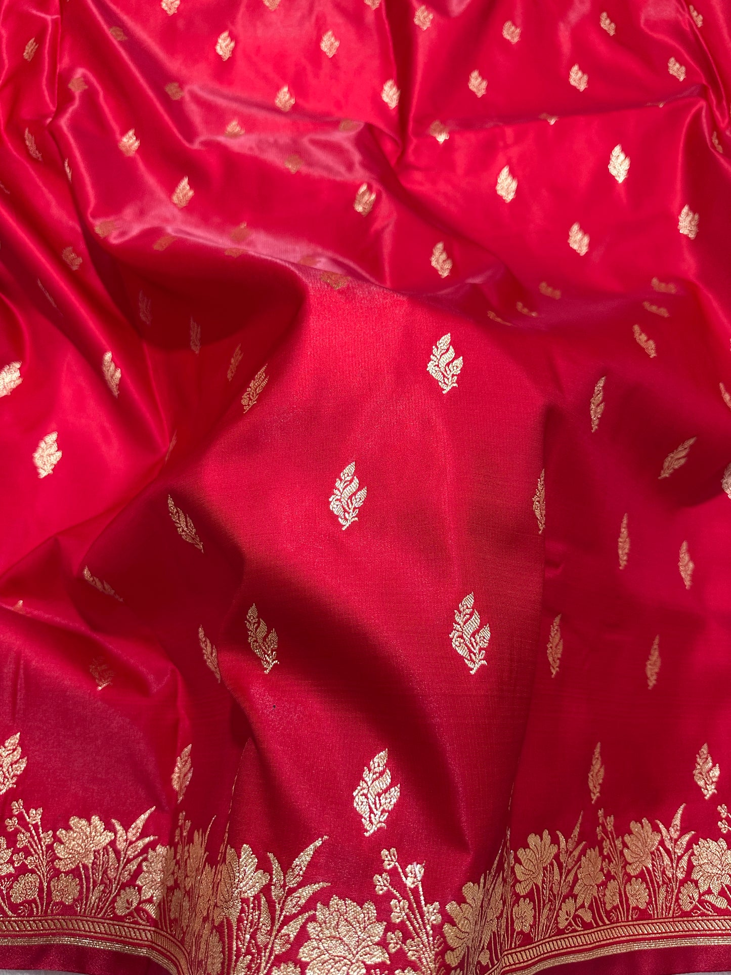 Crimson Red Satin Silk Banarasi Saree with Delicate Floral Arch Border and Bold Gold Panna Butis