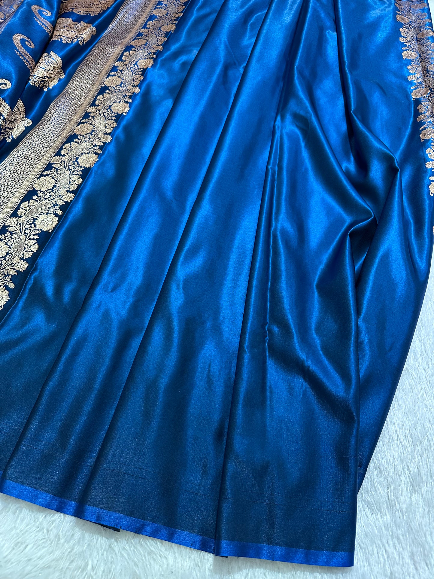 Royal Ink Blue Satin Silk Banarasi Saree with Delicate Floral Arch Border and Full-Bloomed Rose Butis