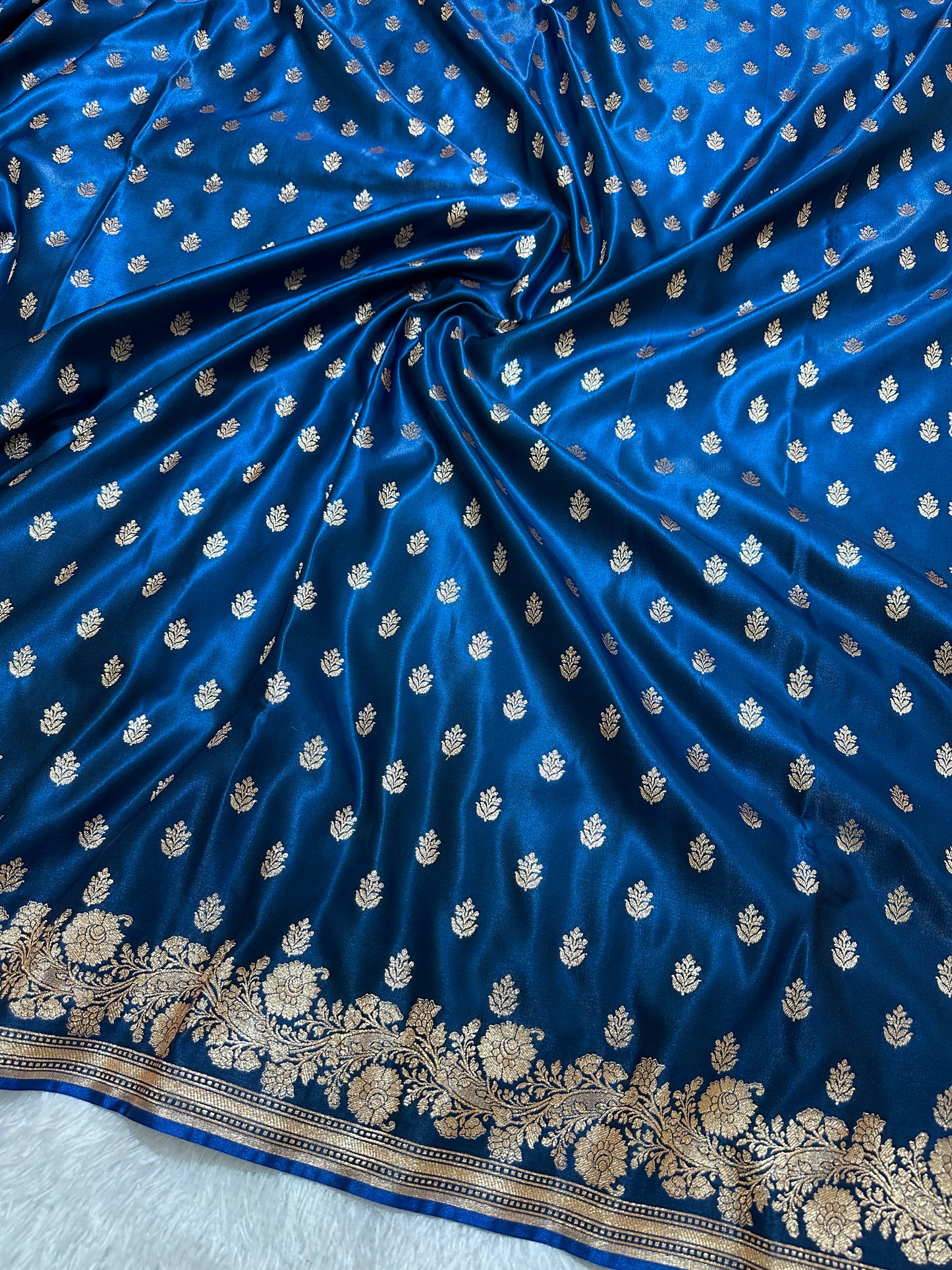 Royal Ink Blue Satin Silk Banarasi Saree with Delicate Floral Arch Border and Full-Bloomed Rose Butis