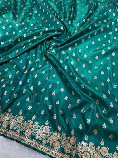 Elegant Rama Green Satin Silk Banarasi Saree with Delicate Floral Arch Border and Full-Bloomed Rose Butis