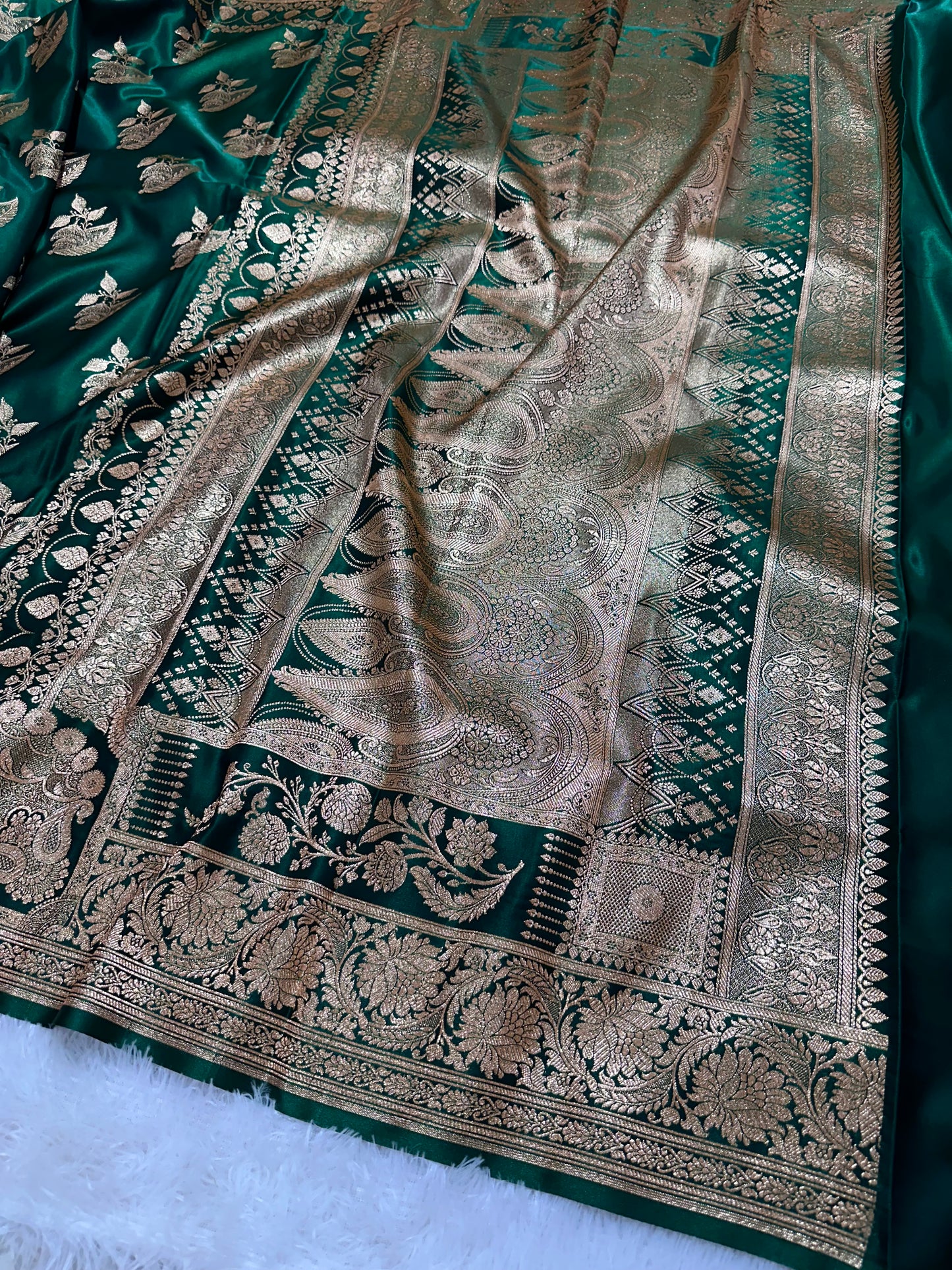 Elegant Bottle Green Satin Silk Banarasi Saree with Royal Floral Jhallar Border and Royal Peacock Paisley Butis