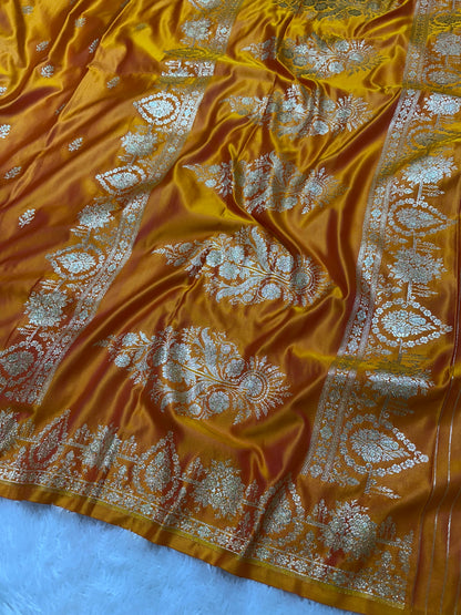 Mustard Yellow Katan Silk Banarasi Saree with Delicate Floral Arch Border and Full-Bloomed Rose Butis