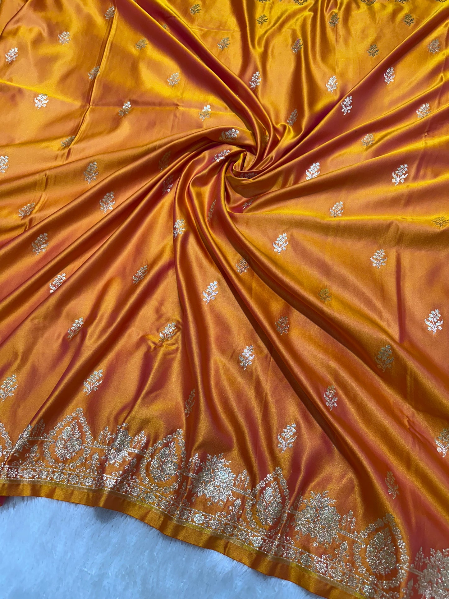 Mustard Yellow Katan Silk Banarasi Saree with Delicate Floral Arch Border and Full-Bloomed Rose Butis