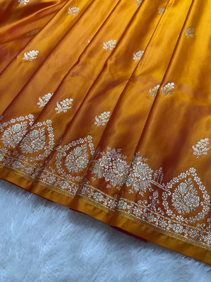 Mustard Yellow Katan Silk Banarasi Saree with Delicate Floral Arch Border and Full-Bloomed Rose Butis