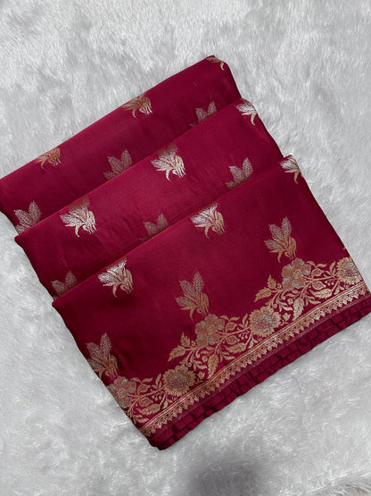 Elegant Maroon Katan Silk Banarasi Saree with Delicate Floral Arch Border and Traditional Bouquet Leaf Butis