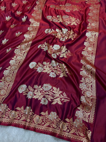 Elegant Wine Purple Katan Silk Banarasi Saree with Delicate Floral Arch Border and Traditional Bouquet Leaf Butis