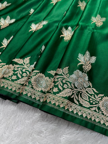 Premium Bottle Green Katan Silk Banarasi Saree with Delicate Floral Arch Border and Traditional Bouquet Leaf Butis