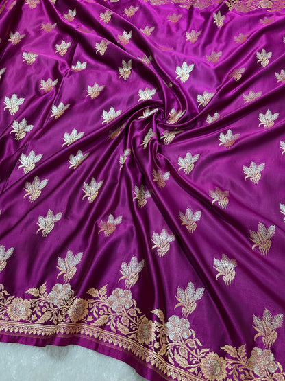 Elegant Magenta Purple Katan Silk Banarasi Saree with Delicate Floral Arch Border and Traditional Bouquet Leaf Butis
