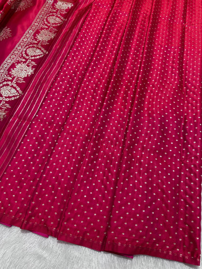 Ornate Rani Pink Katan Silk Banarasi Saree with Delicate Floral Arch Border and Full-Bloomed Rose Butis