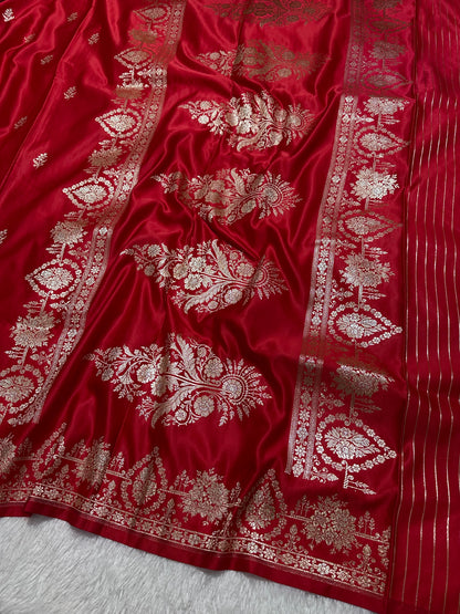 Elegant Crimson Red Katan Silk Banarasi Saree with Delicate Floral Arch Border and Full-Bloomed Rose Butis